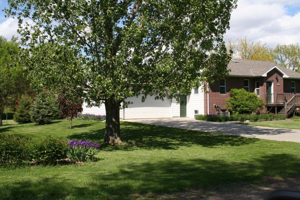 406 East Elm St