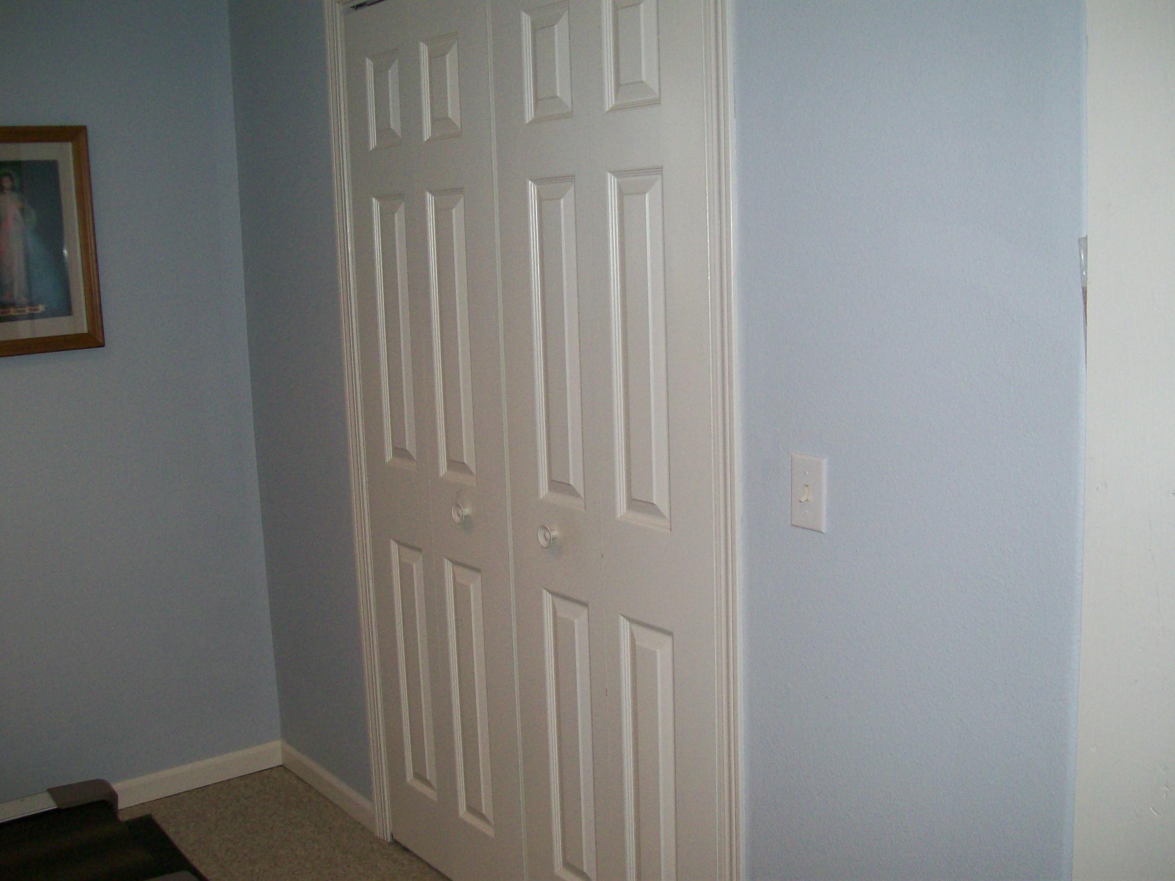 406 East Elm St
