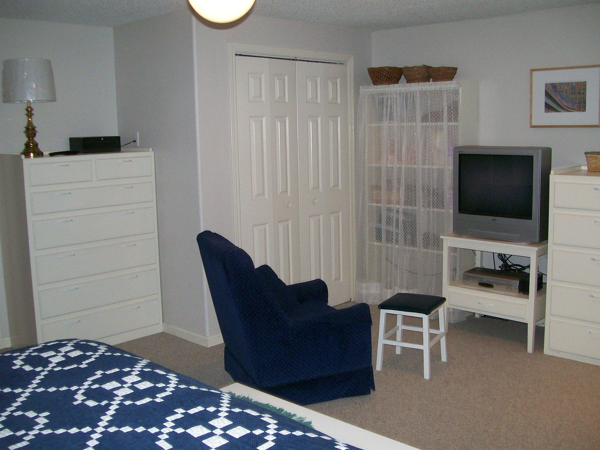 406 East Elm St