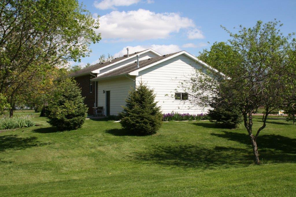 406 East Elm St
