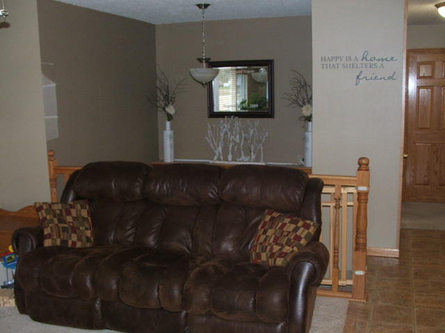 910 N Mentzer