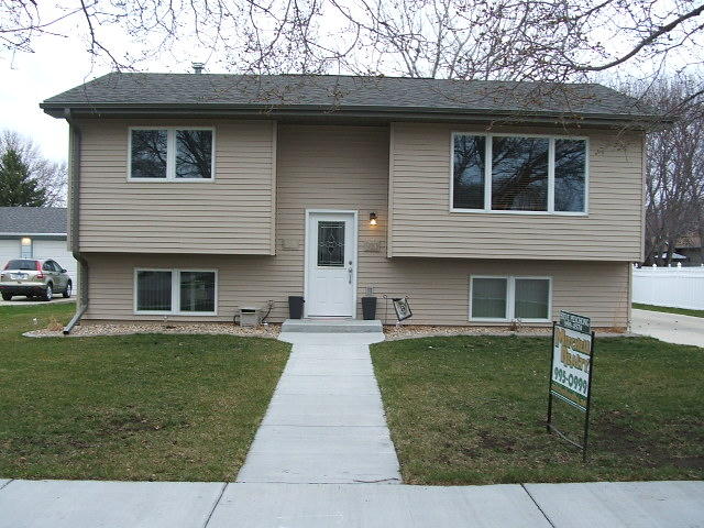 910 N Mentzer