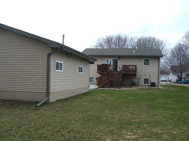 910 N Mentzer