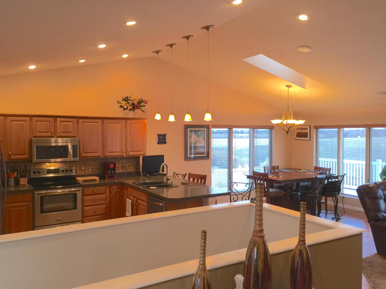 2933 Dailey Dr
