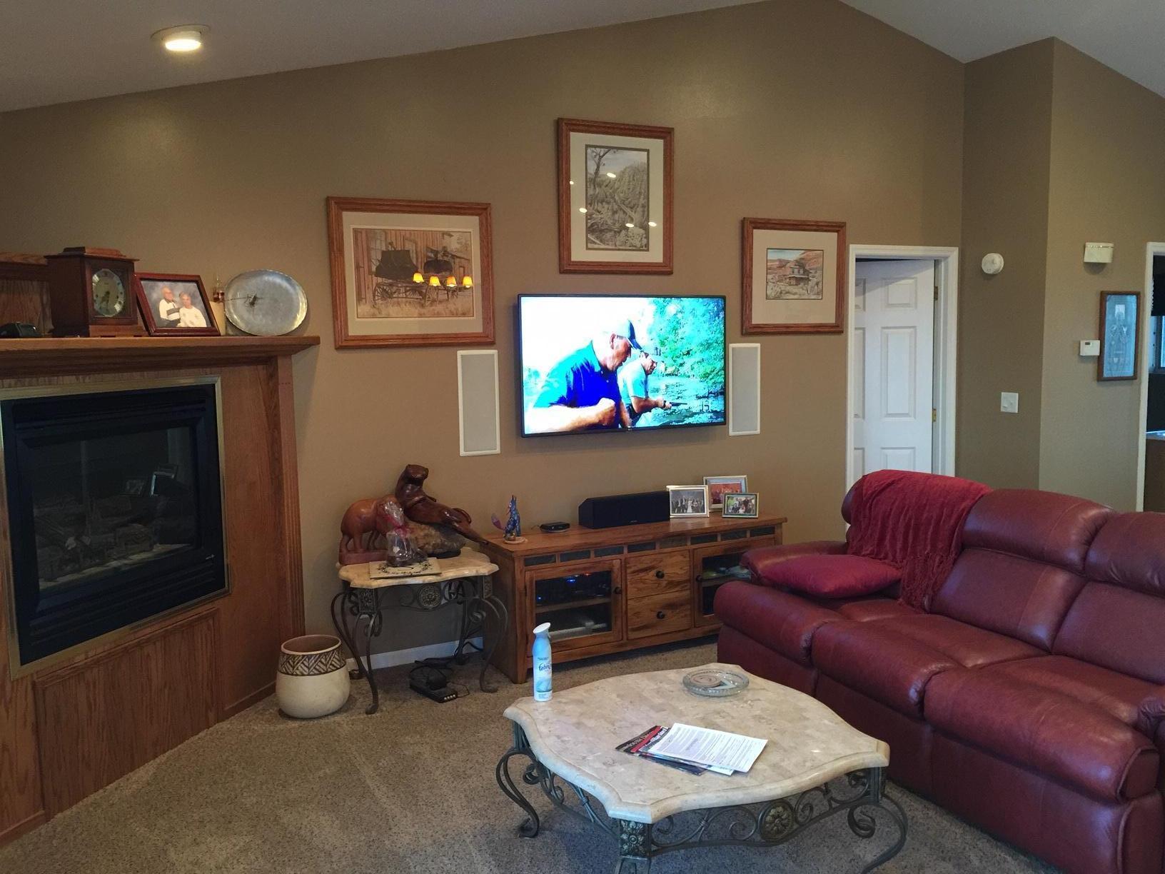 2933 Dailey Dr