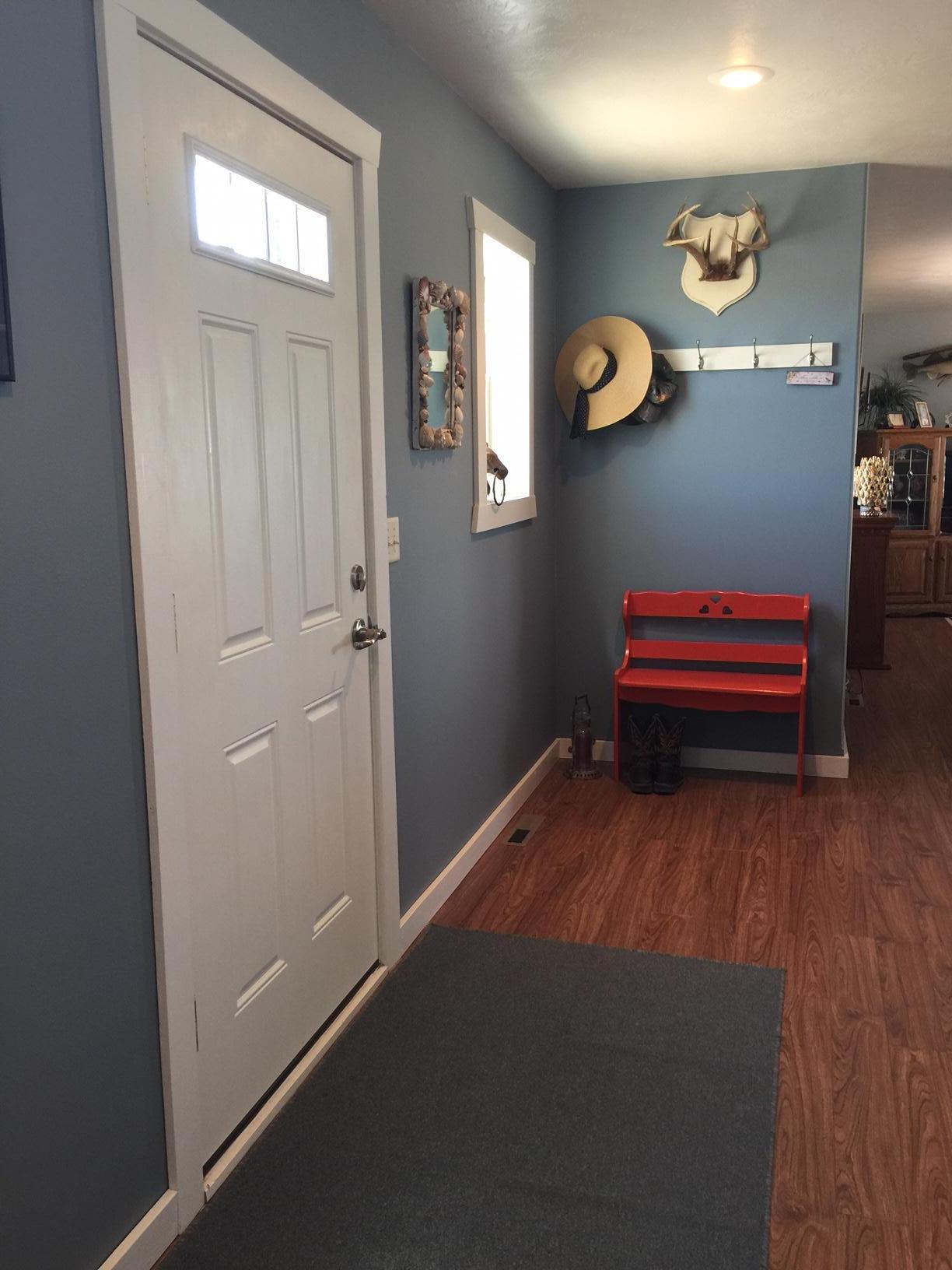 411 Cedar Ln