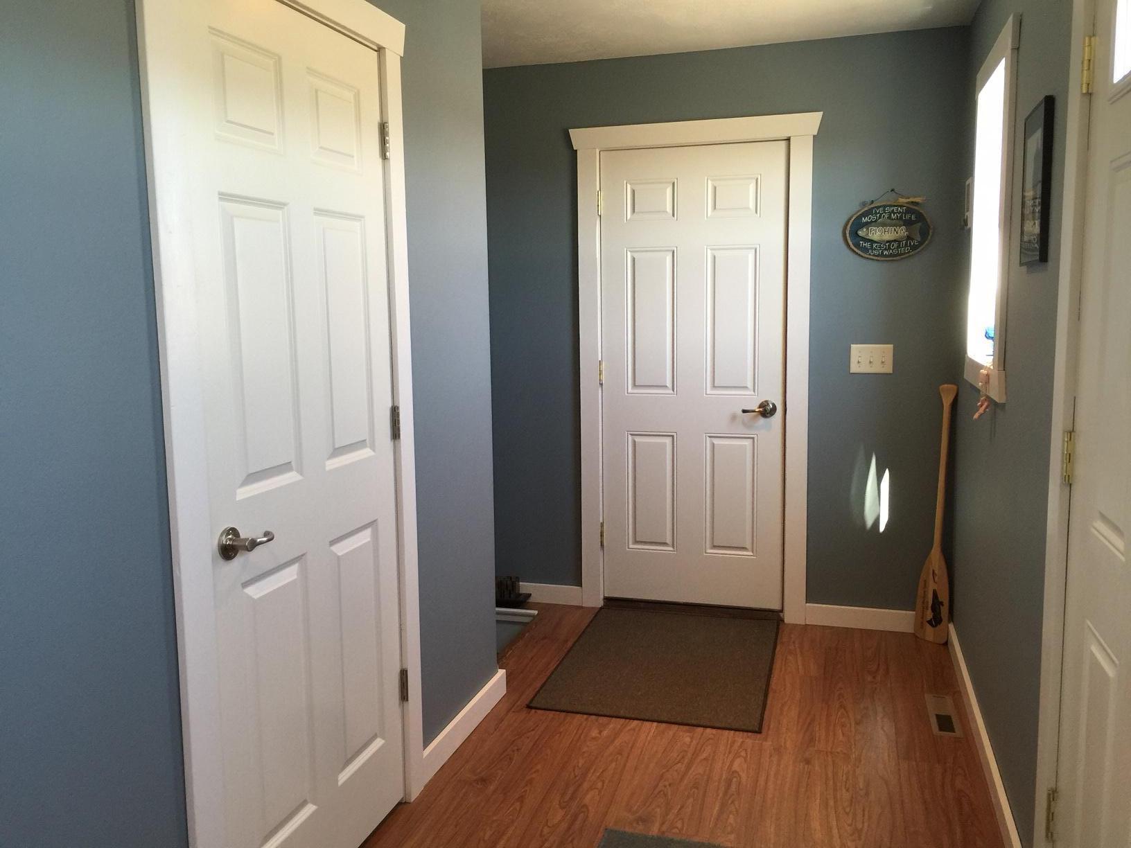 411 Cedar Ln