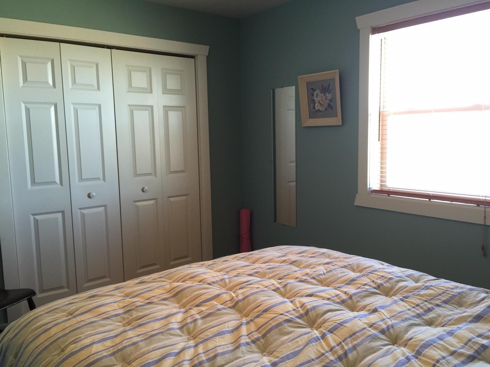 411 Cedar Ln
