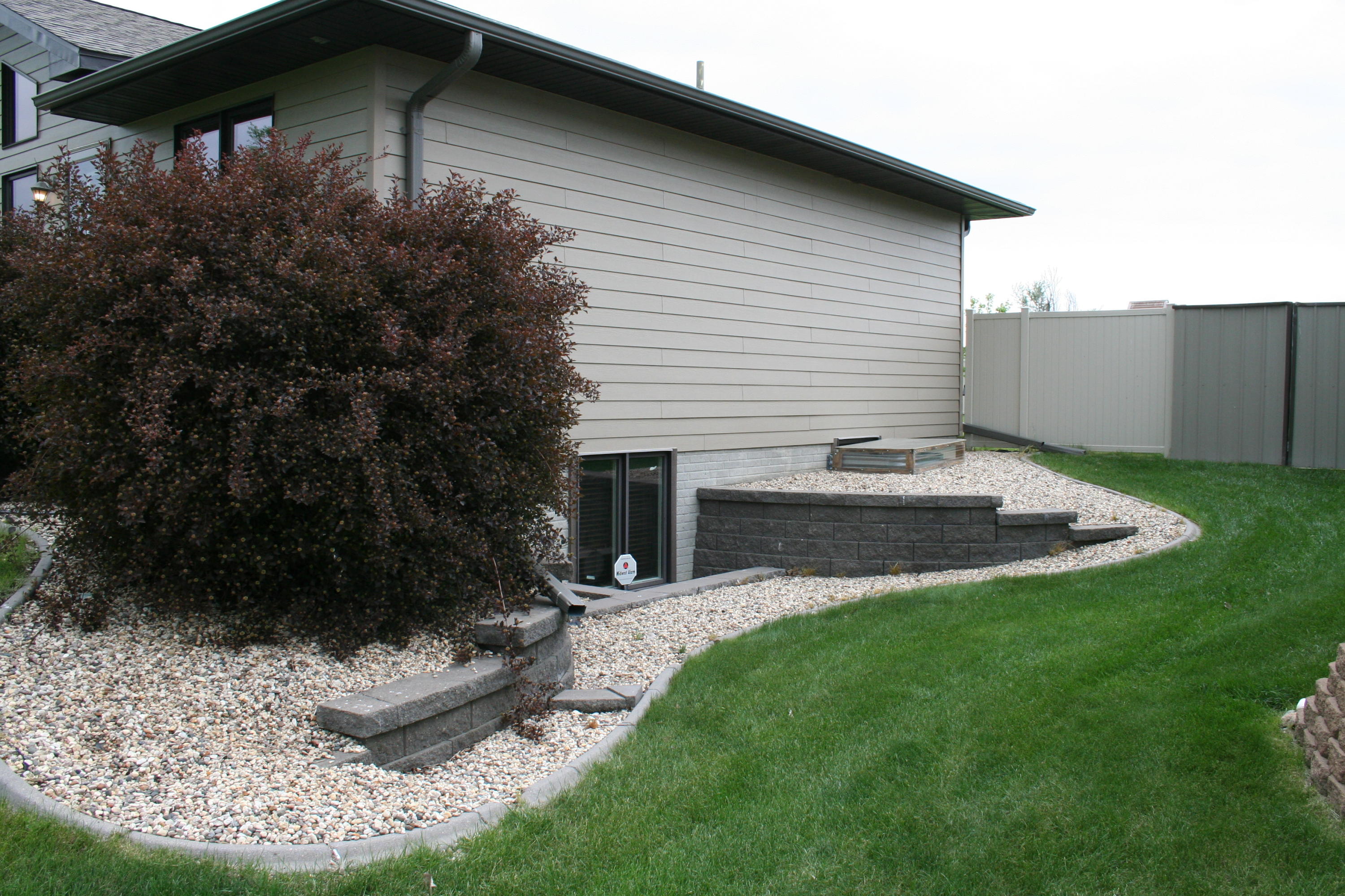 77 N Harmon Dr