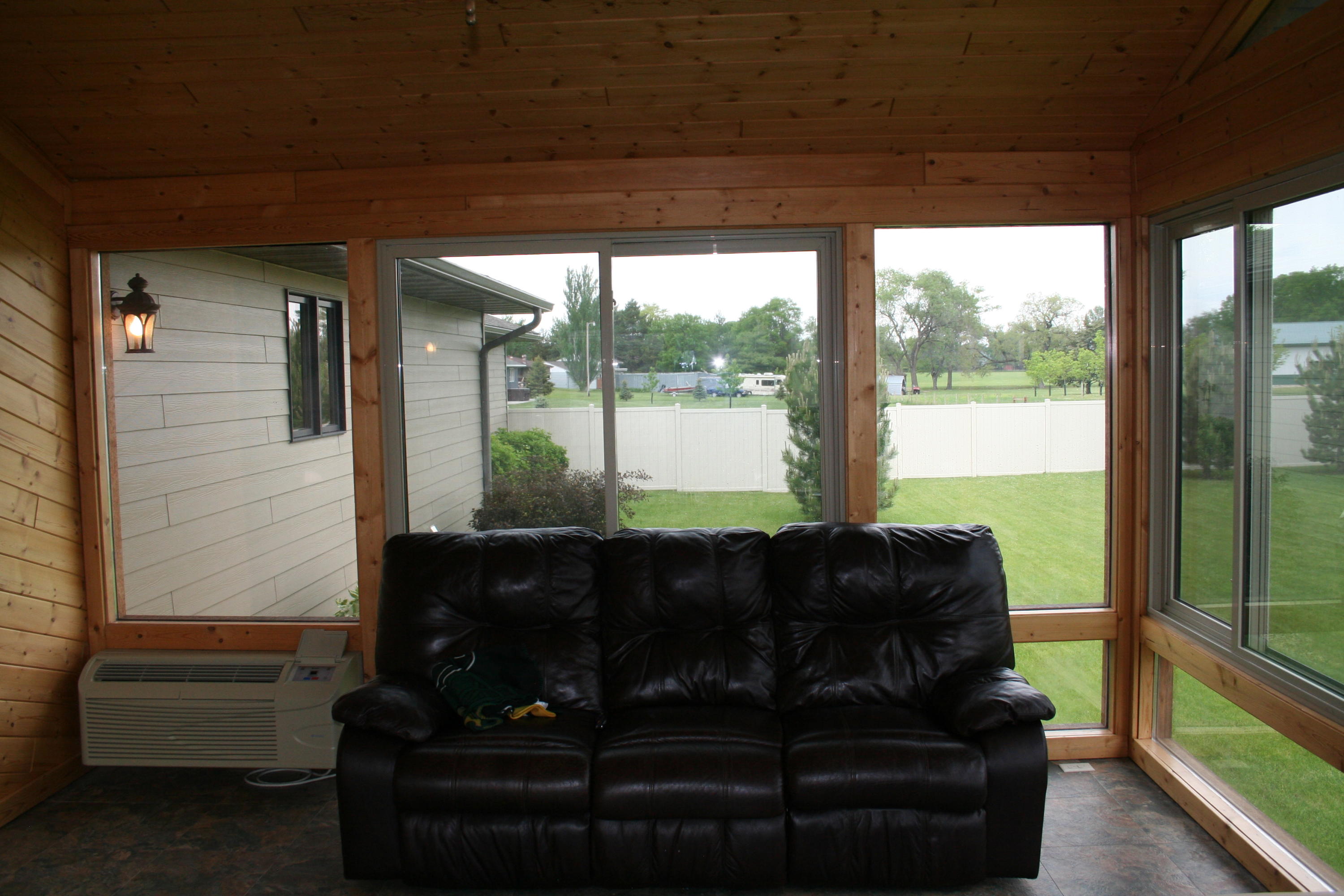 77 N Harmon Dr