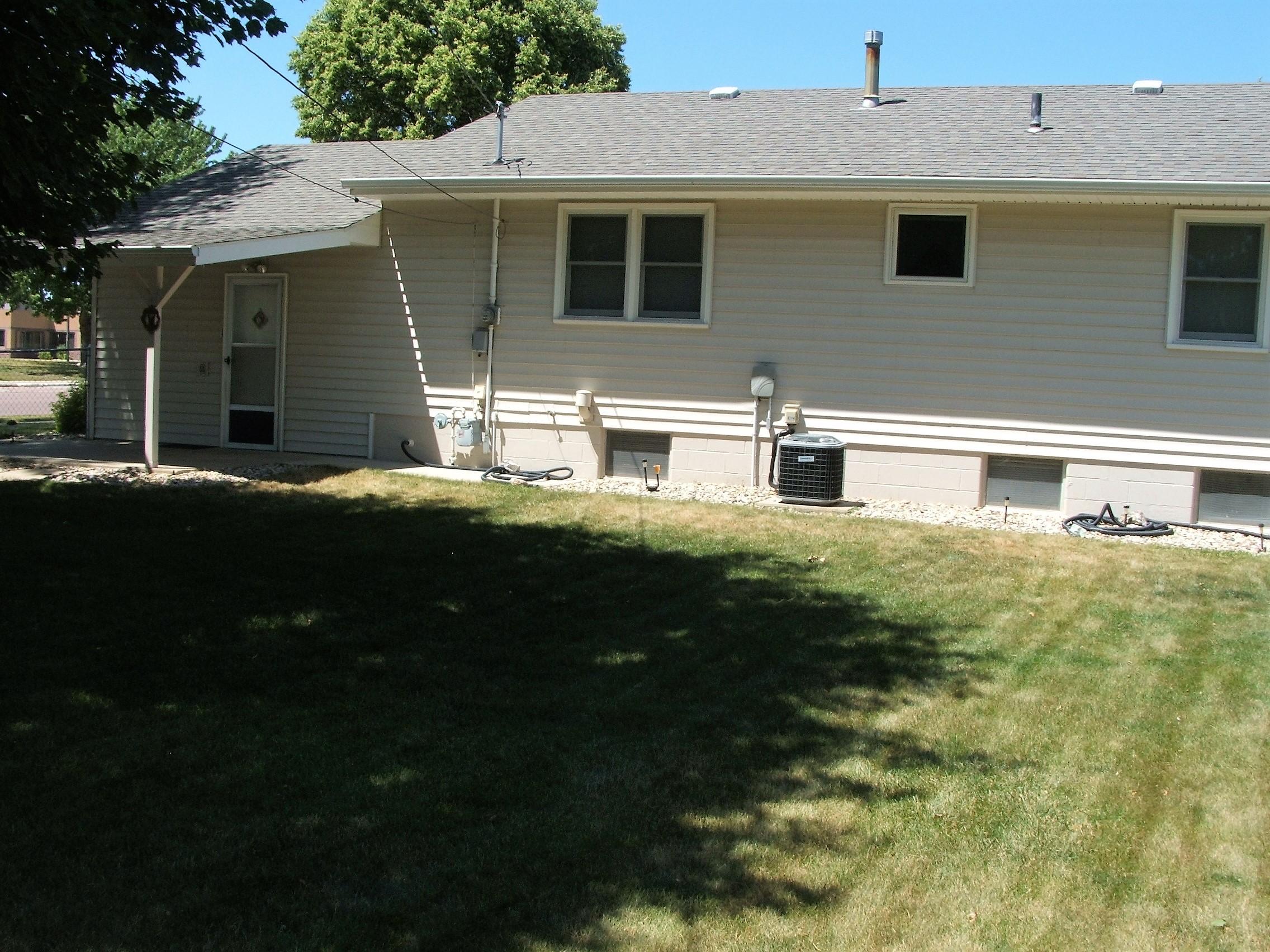 301 E 13th