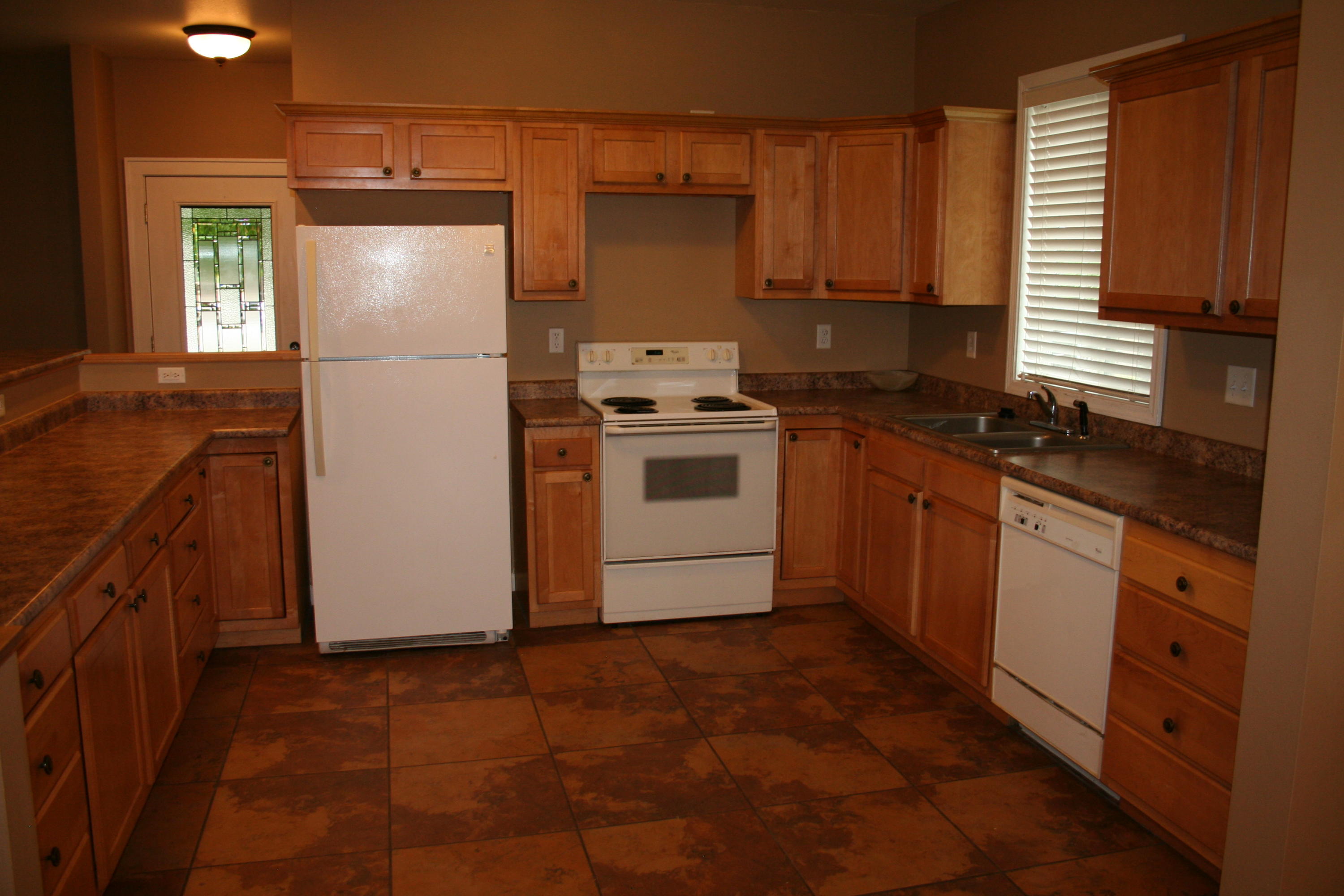320 E 4th Ave
