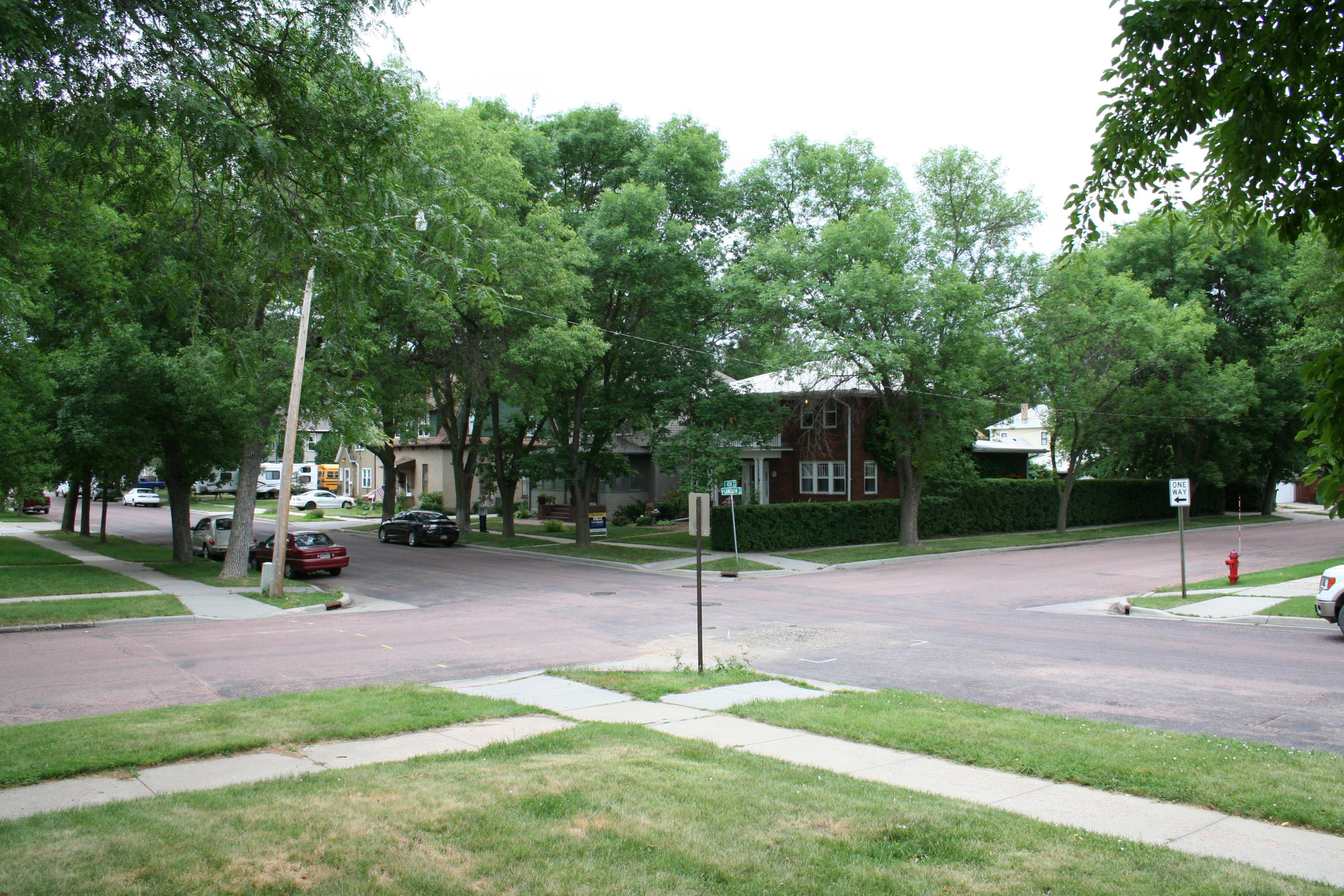 320 E 4th Ave