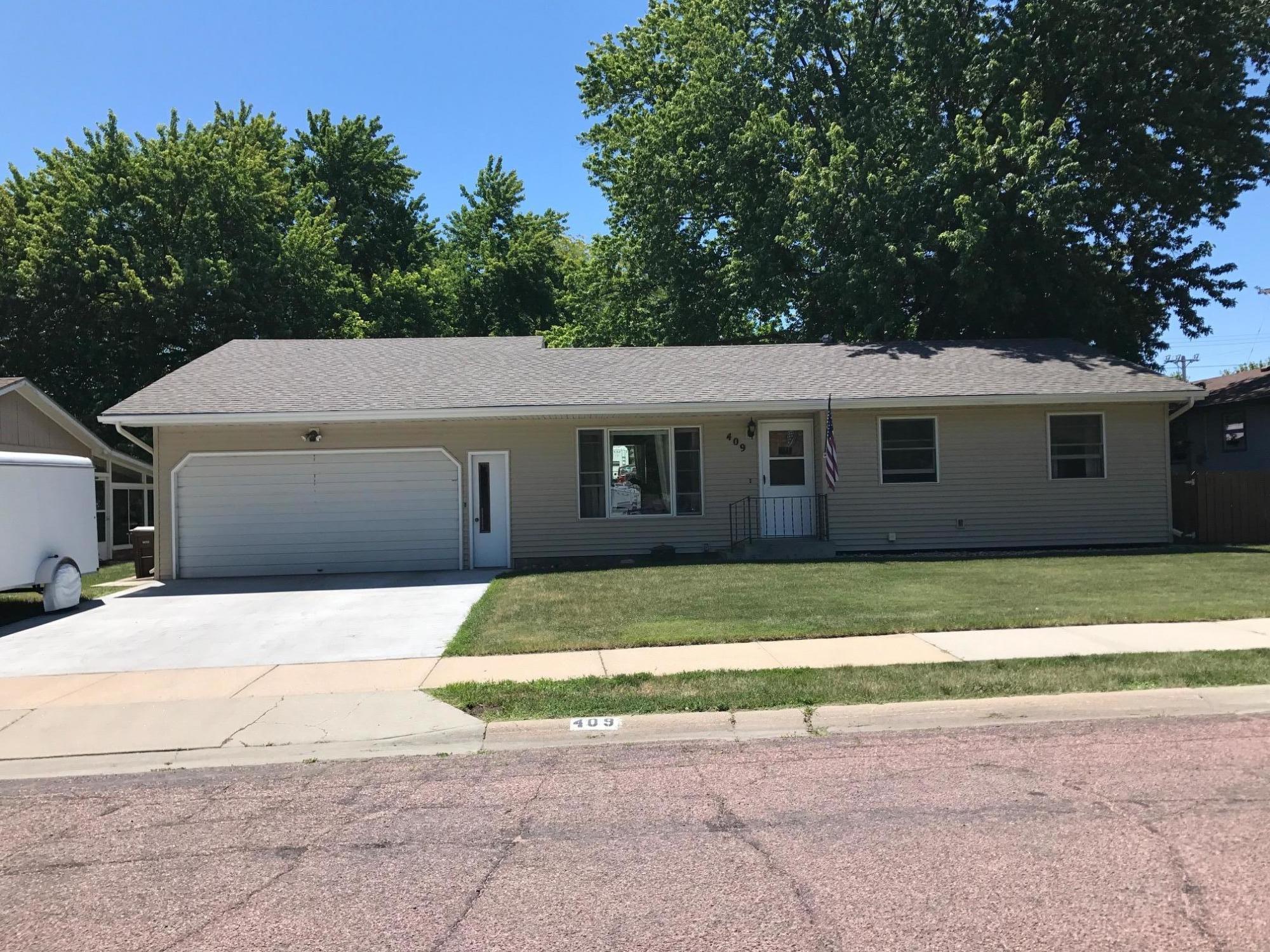 409 E 14th Ave