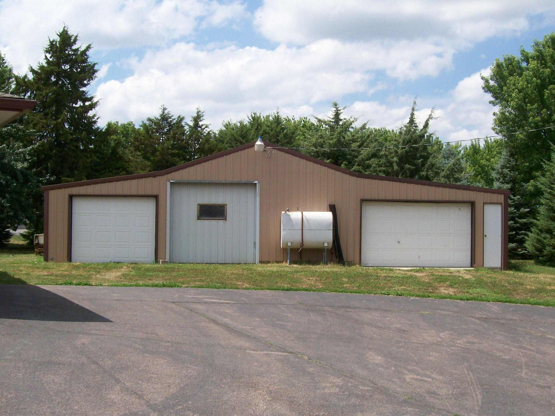 25303 W 405th Ave