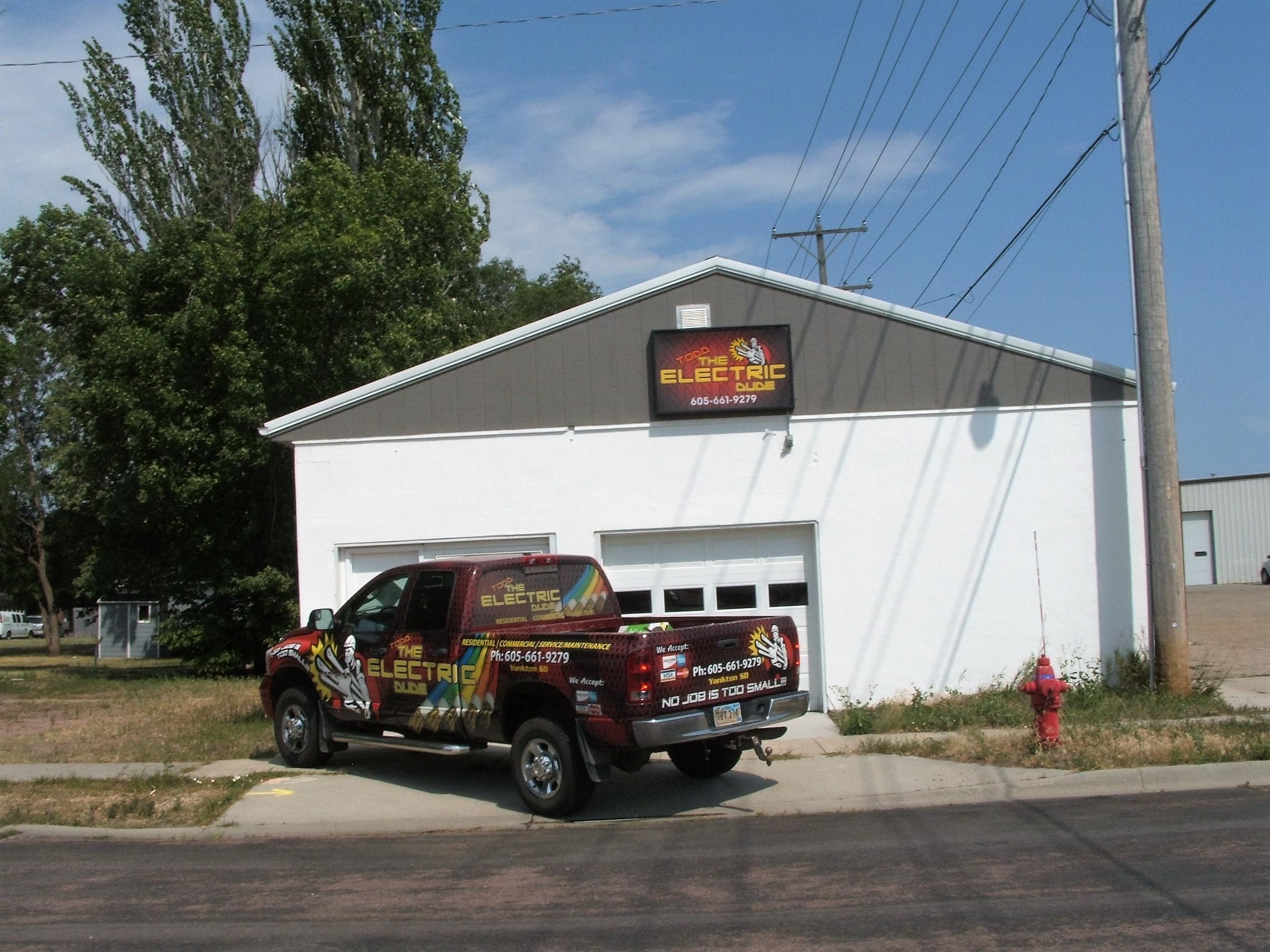 301 E Hanson Ave
