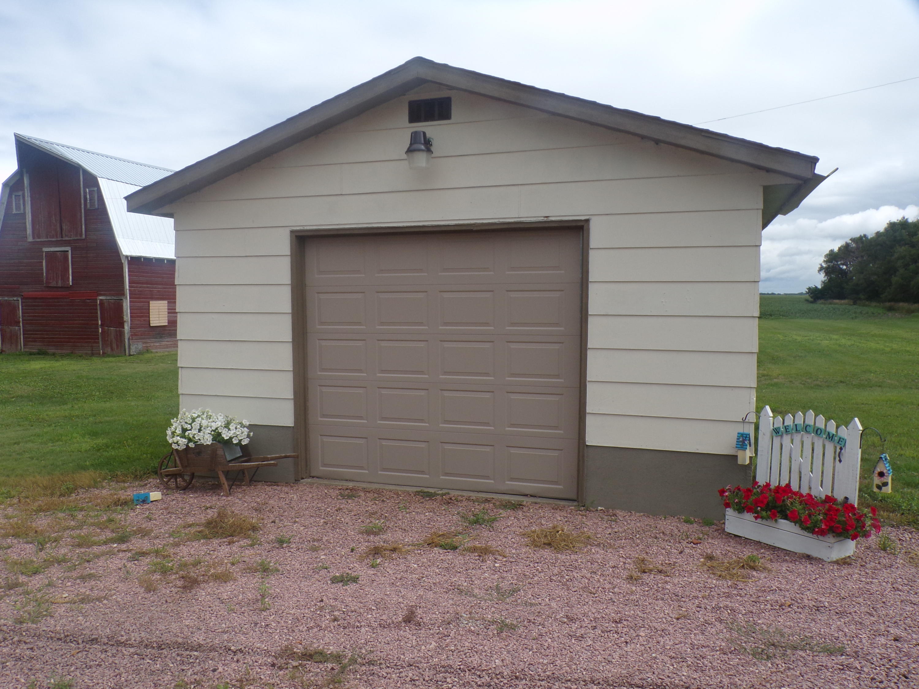 24746 416th Ave