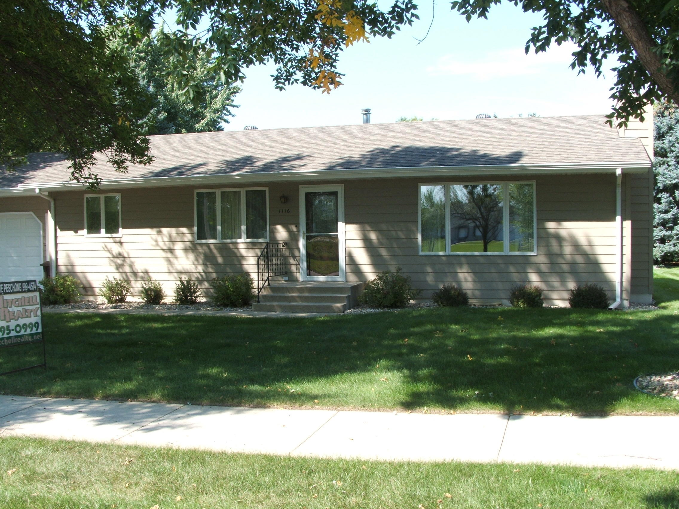 1116 E 11th Ave
