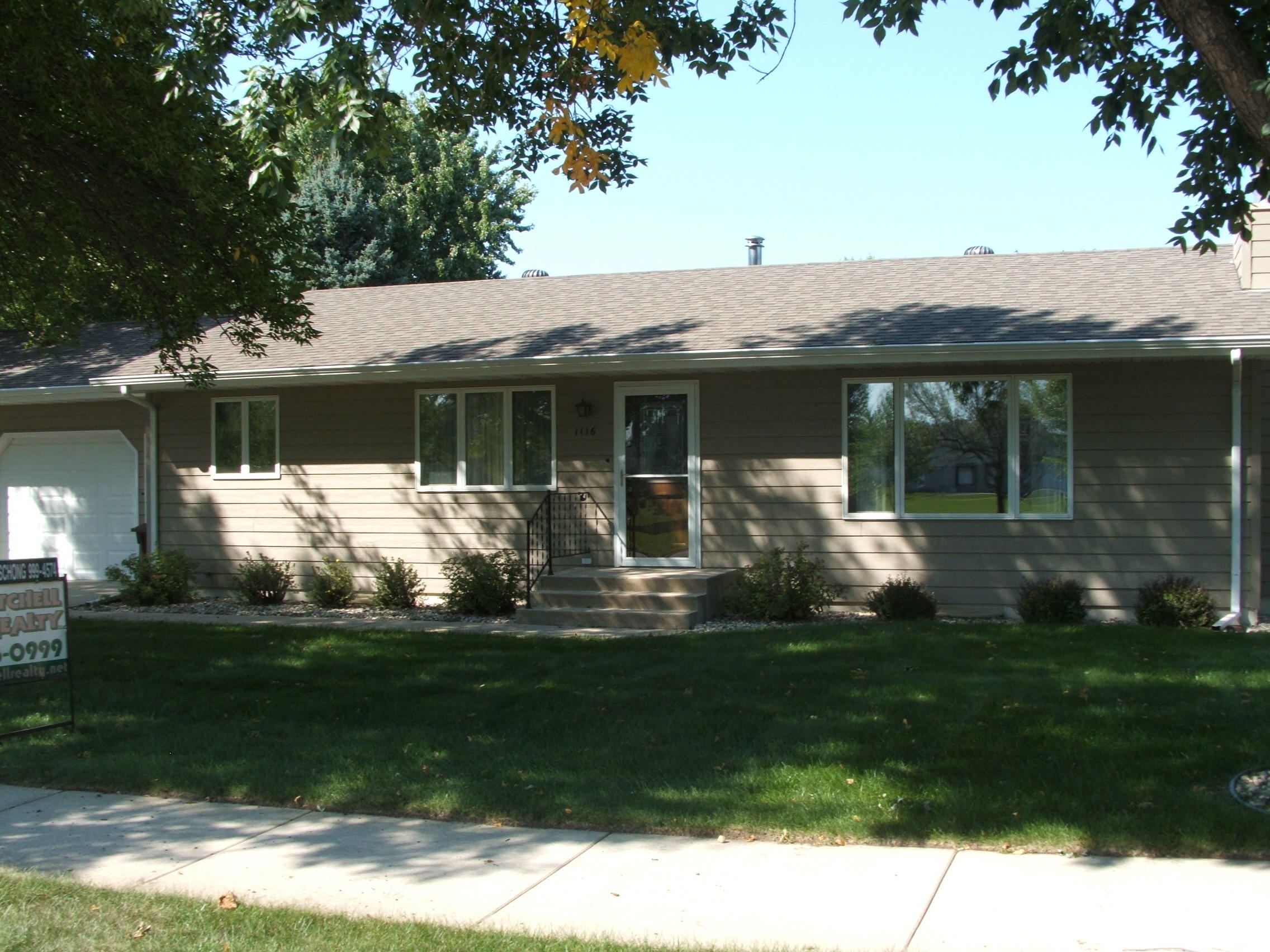 1116 E 11th Ave