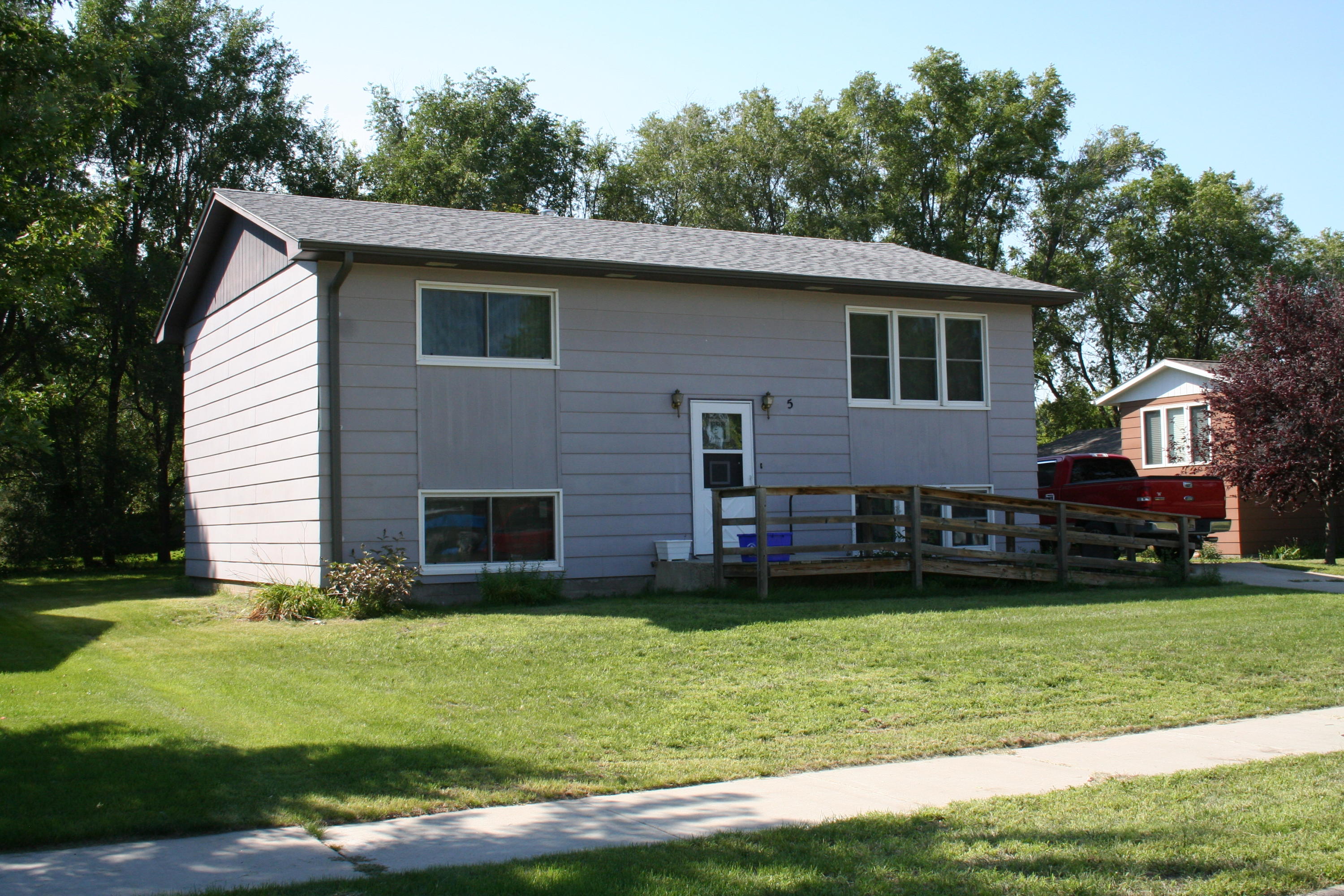 405 S Wallace
