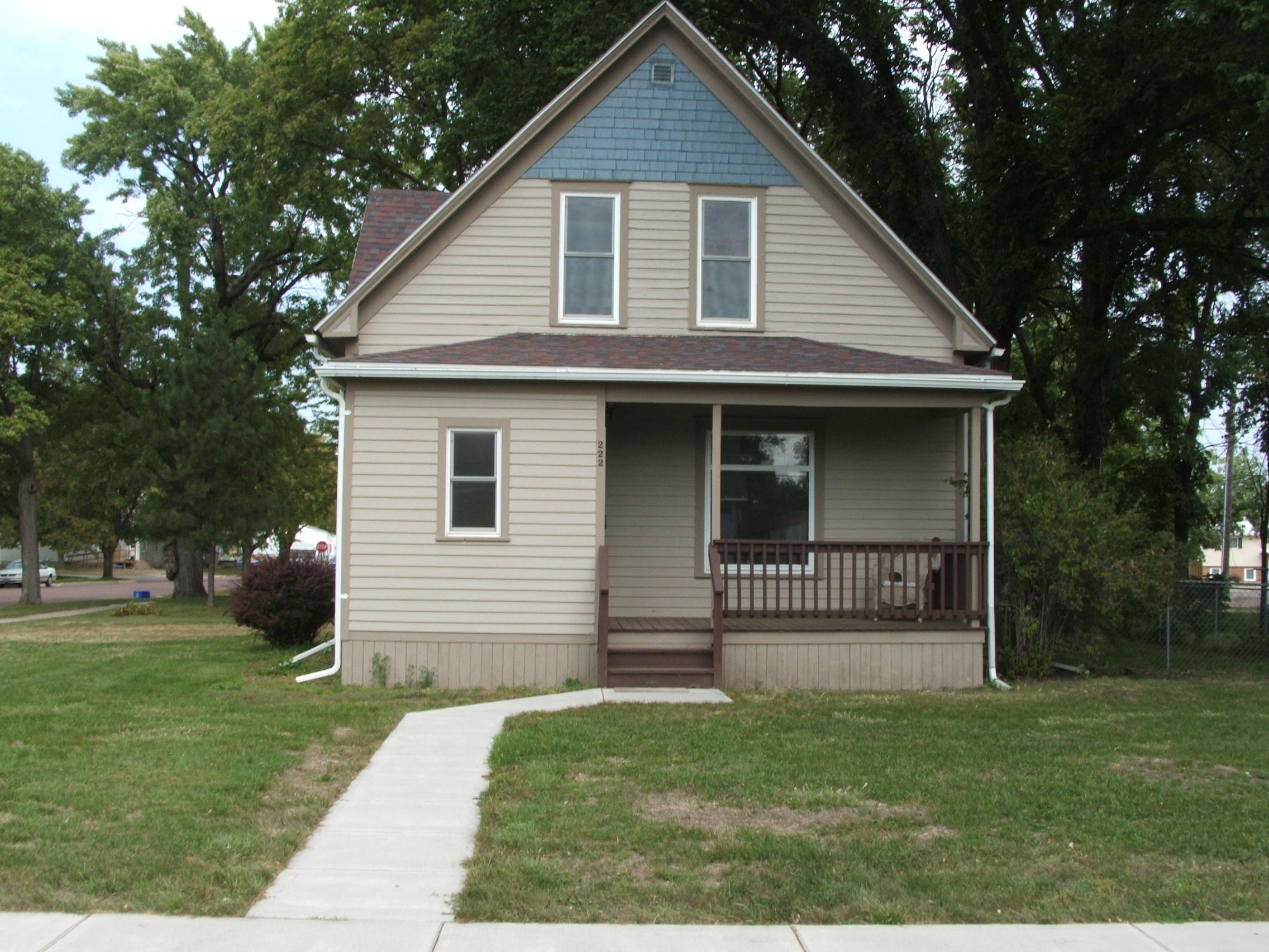 222 W 6th Ave