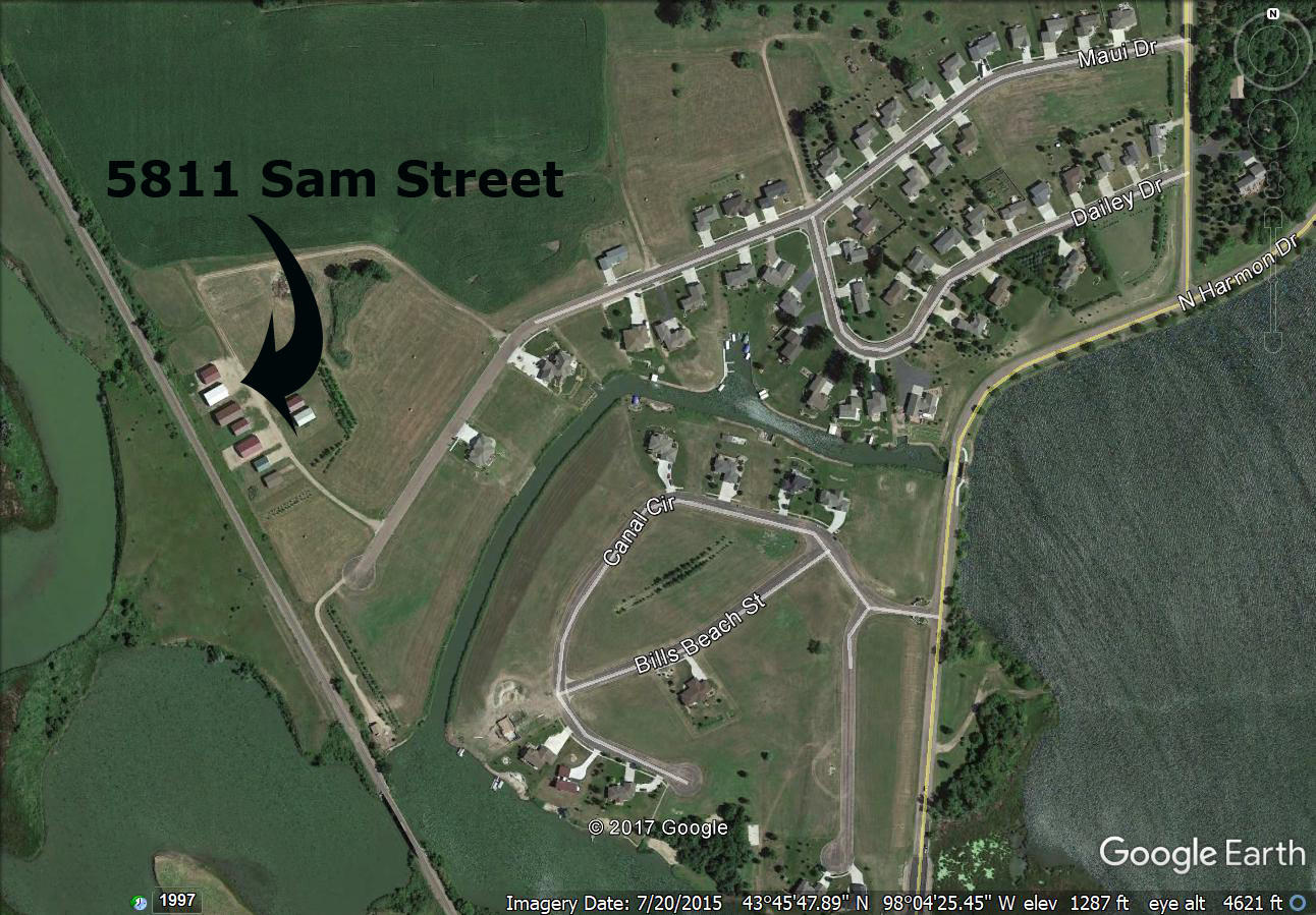 5811 Sam St