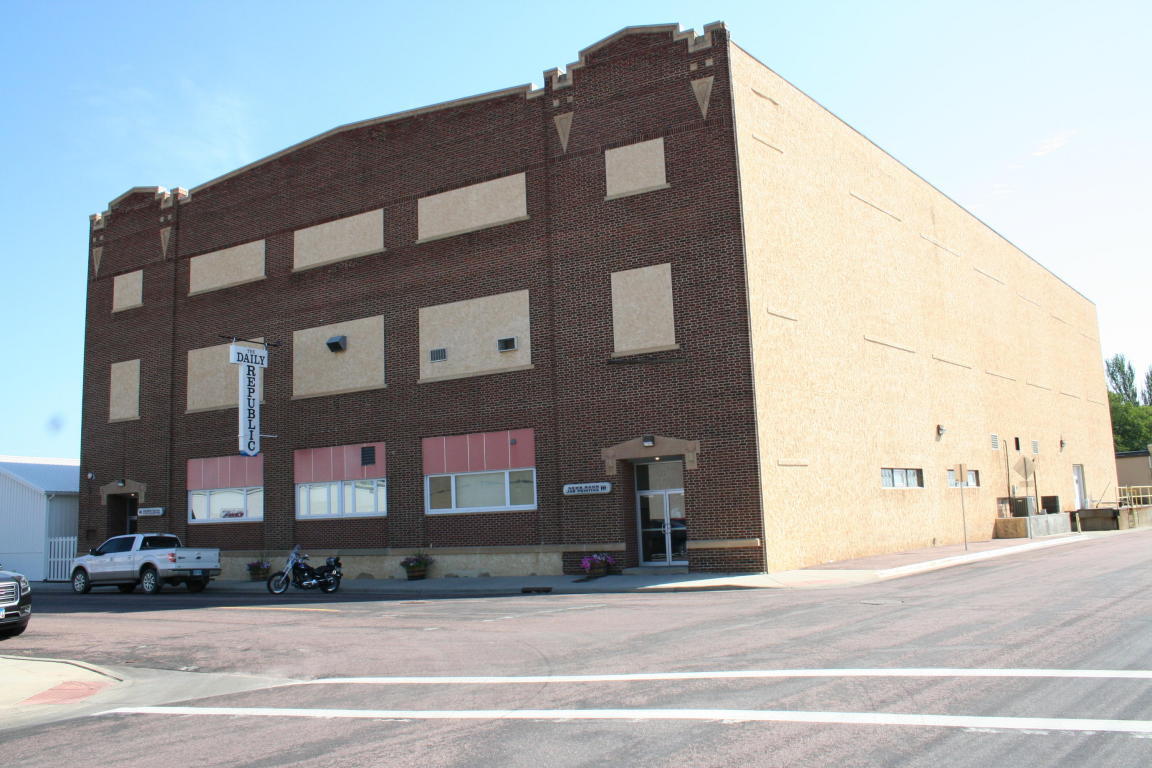 120 S Lawler St
