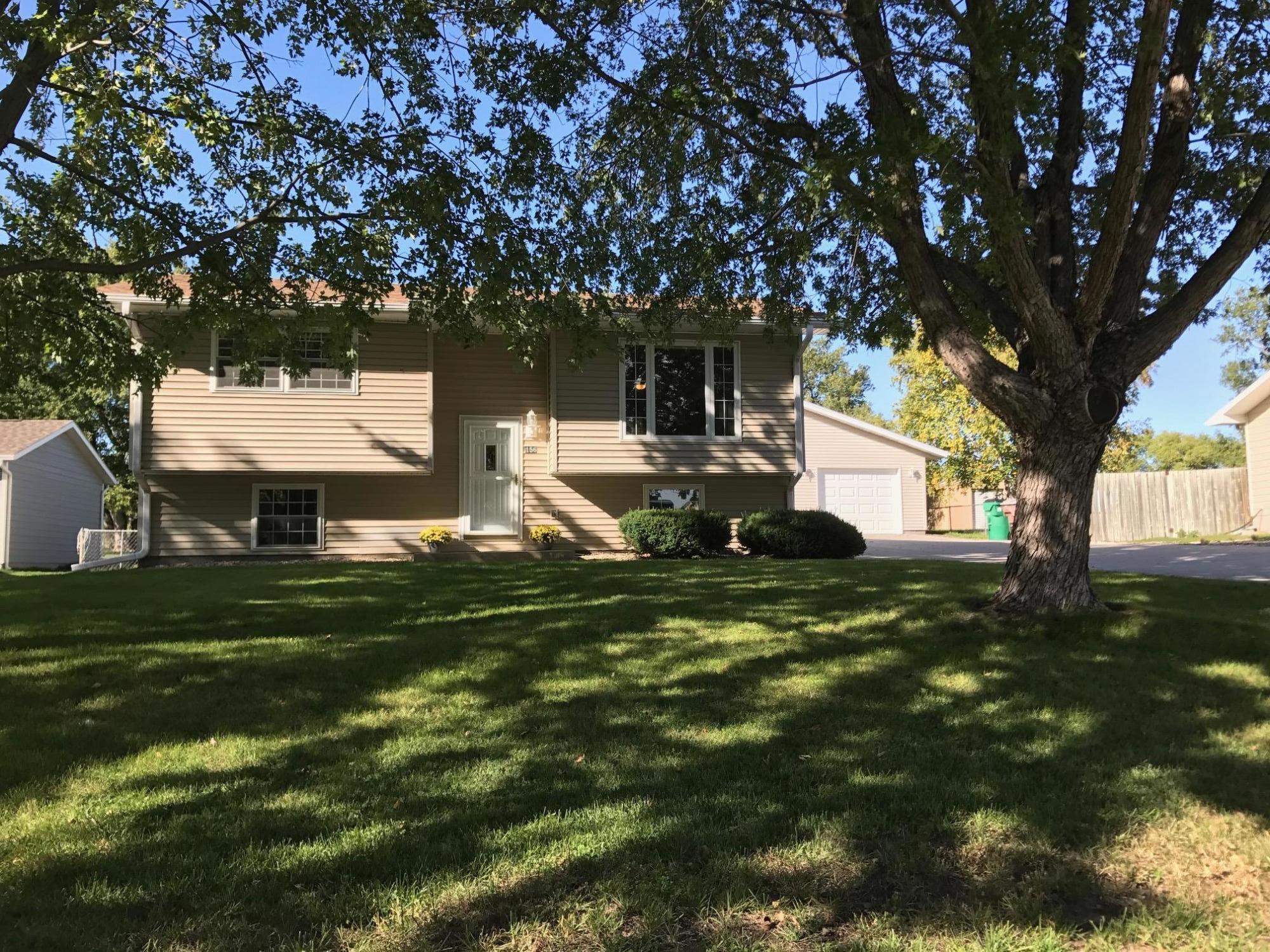 156 S Harmon Dr