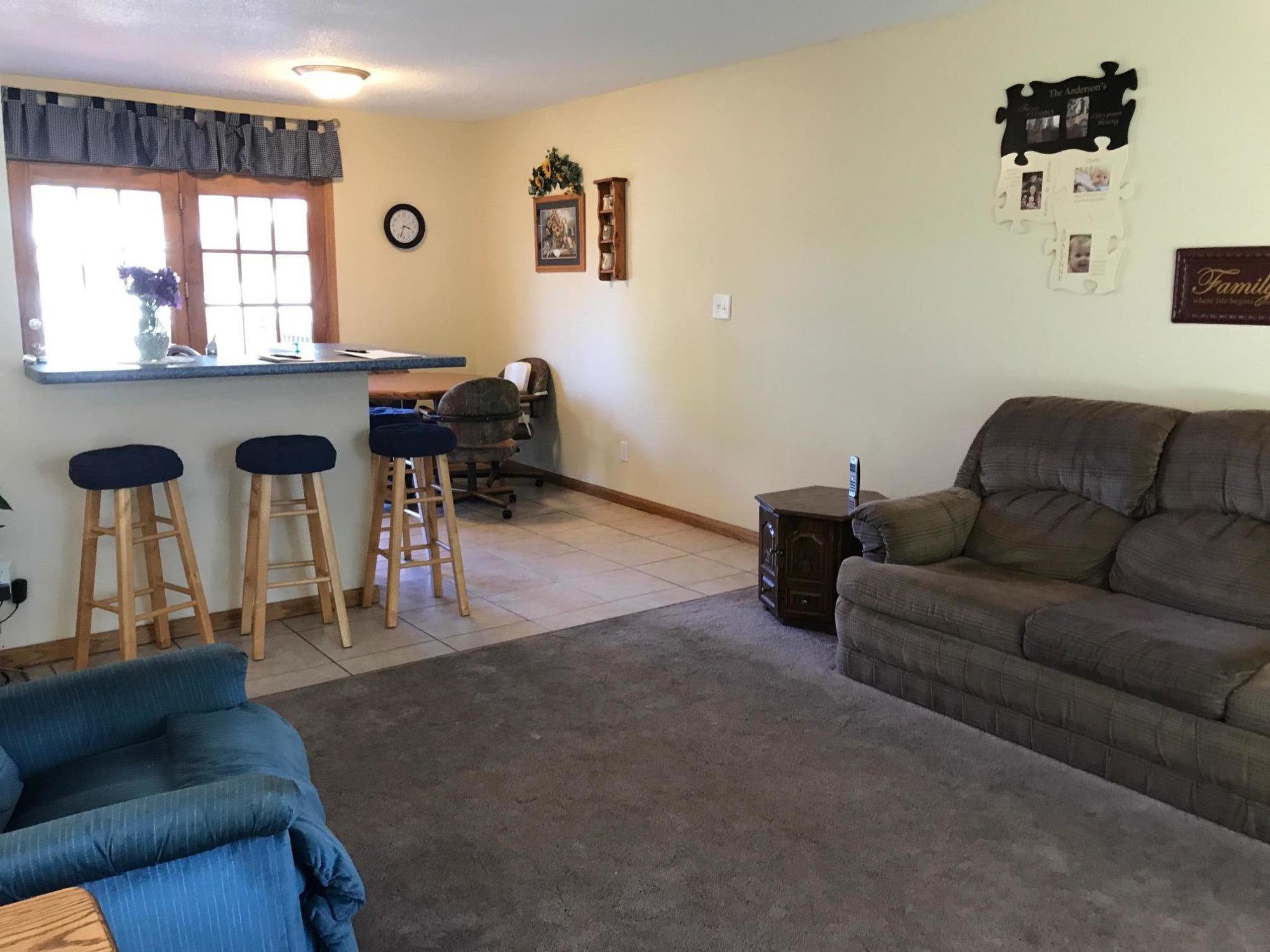156 S Harmon Dr
