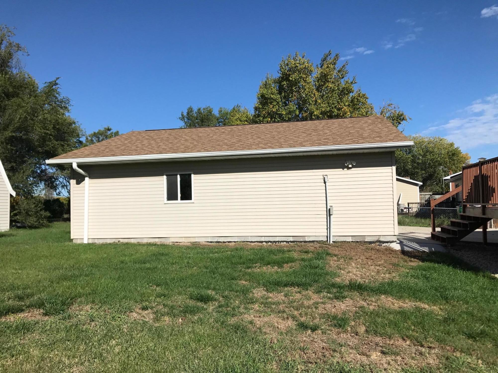 156 S Harmon Dr