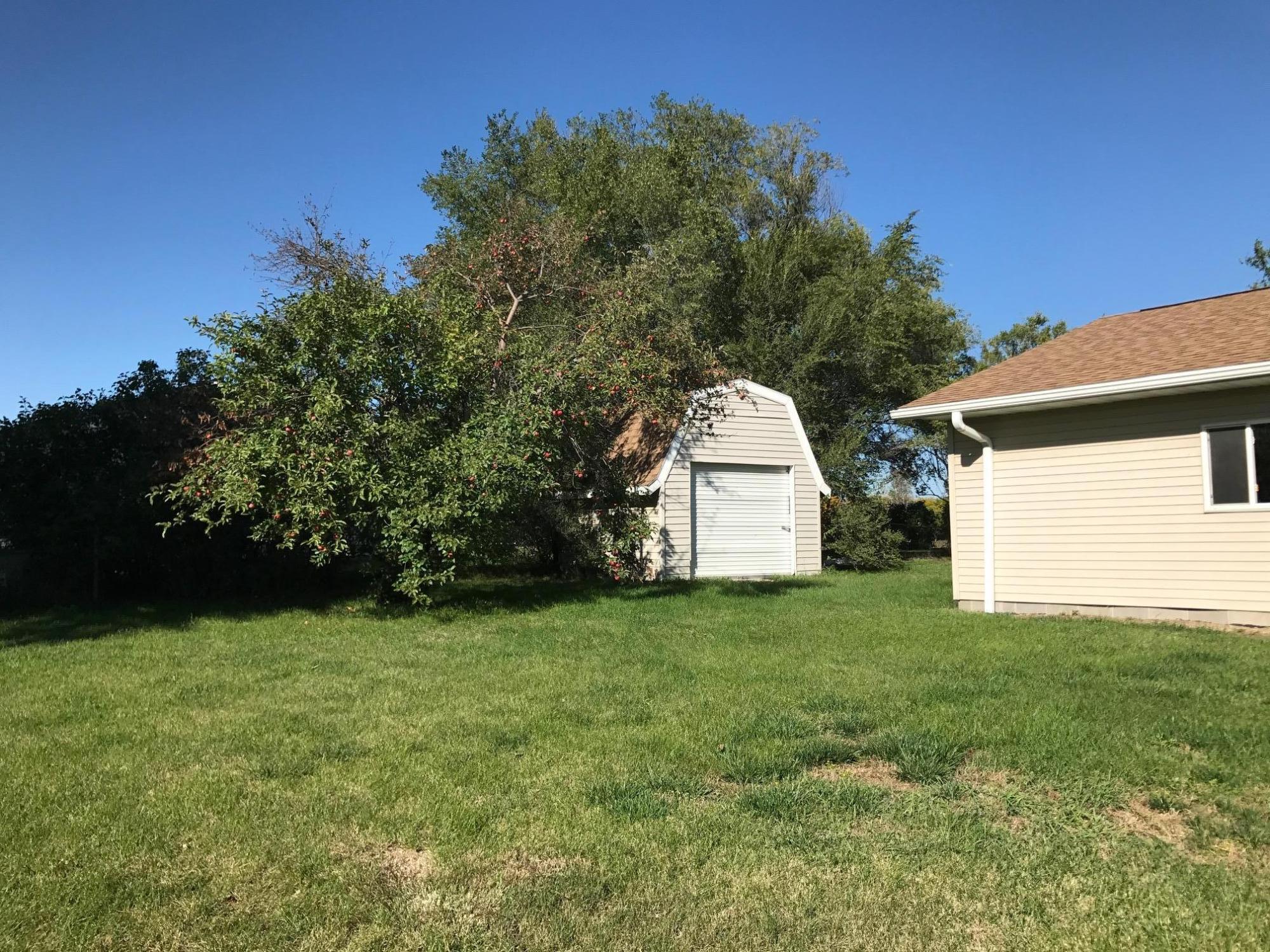 156 S Harmon Dr