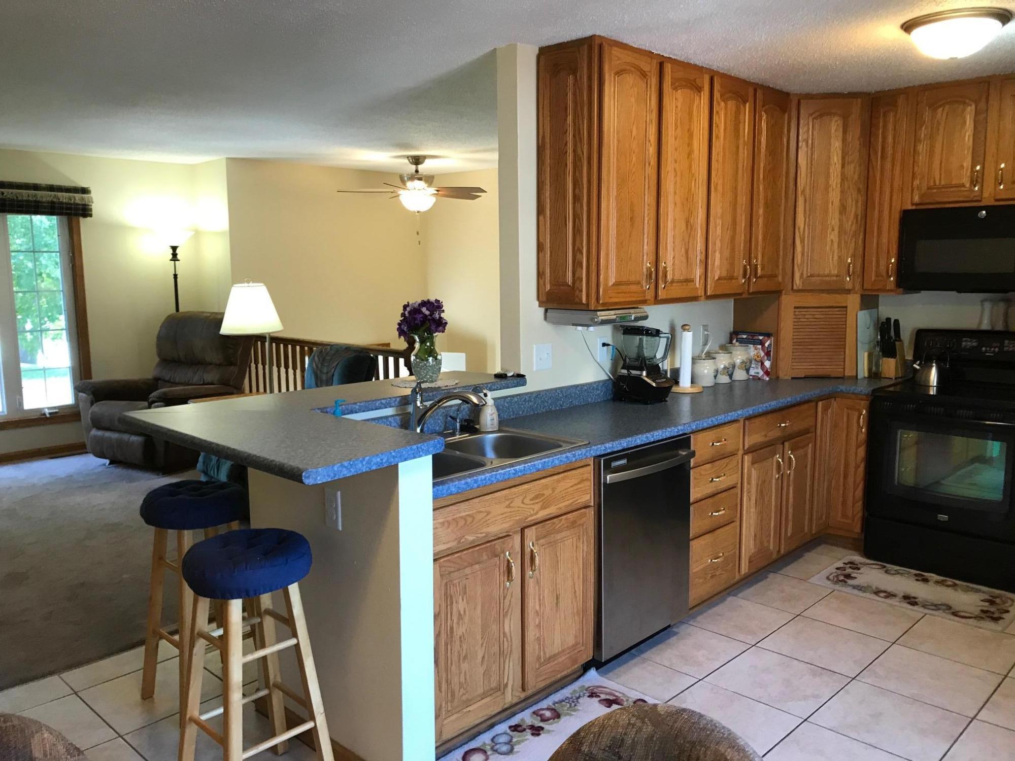 156 S Harmon Dr