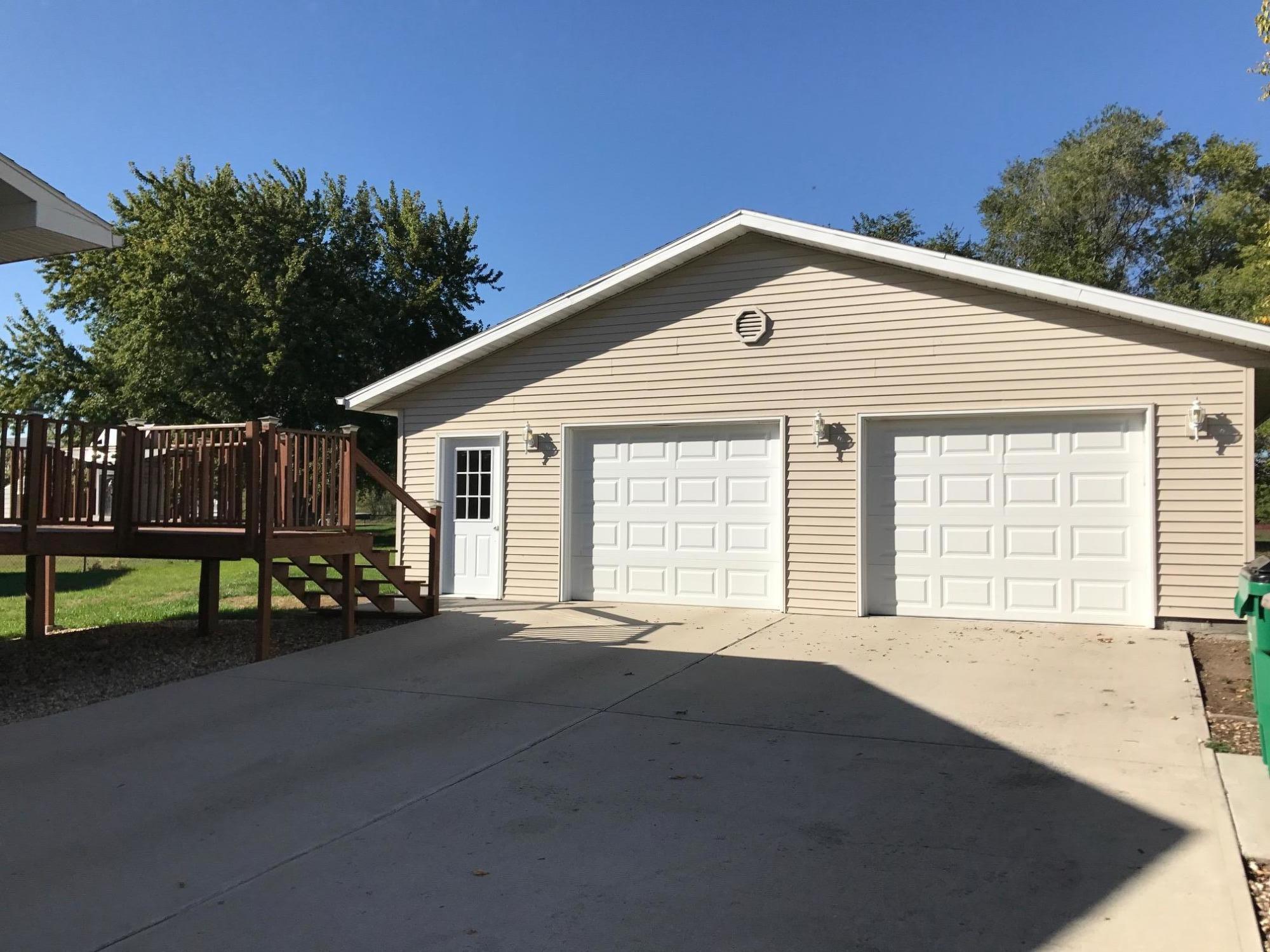 156 S Harmon Dr