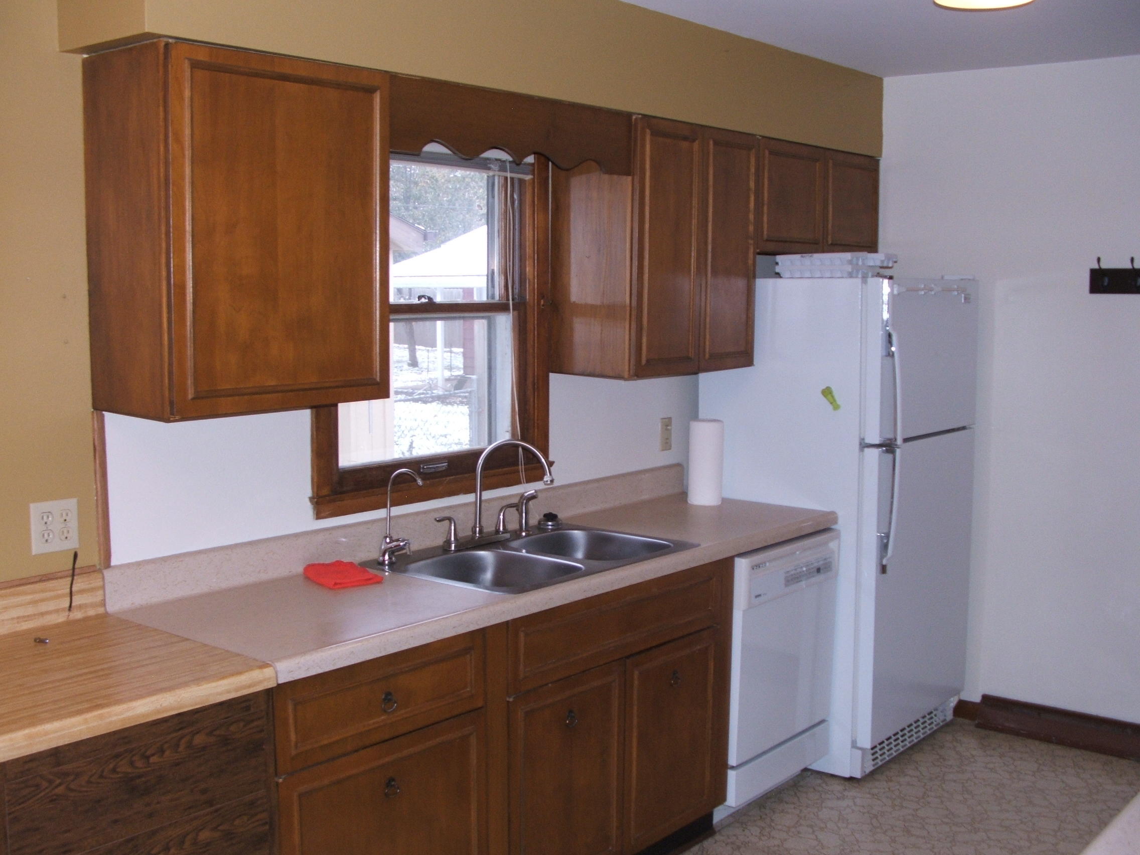 925 W Elm St