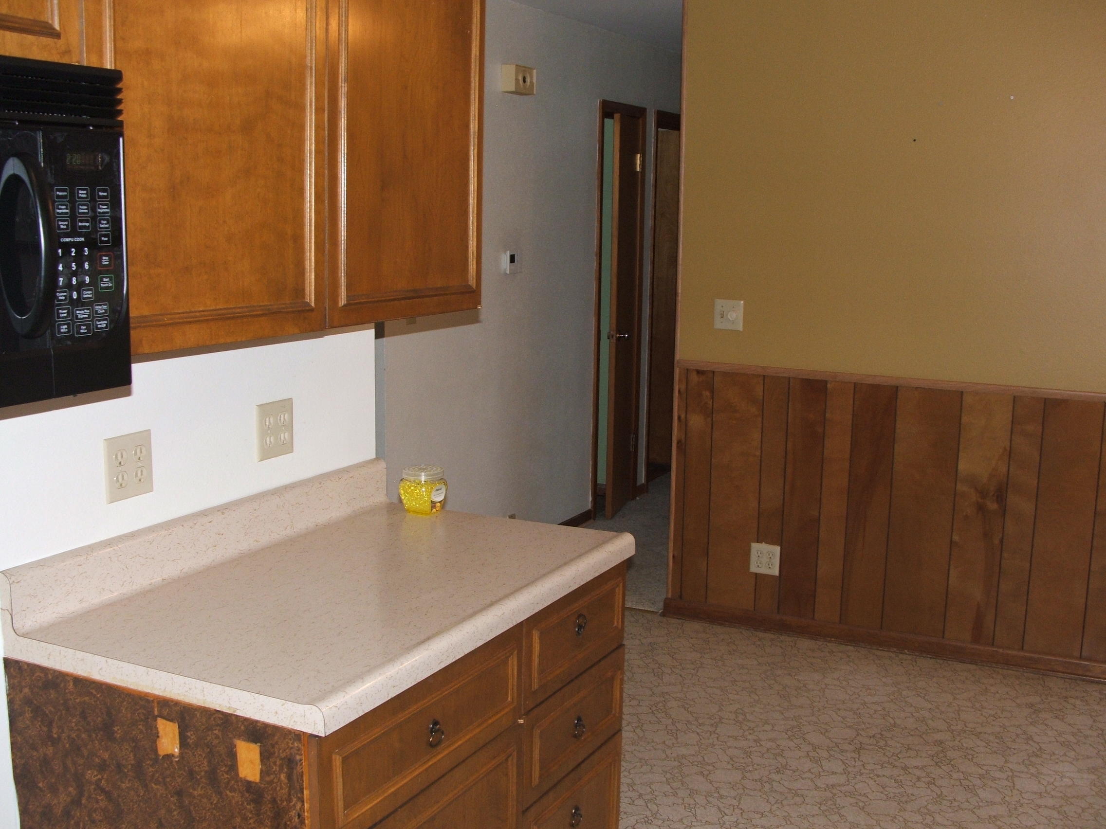 925 W Elm St