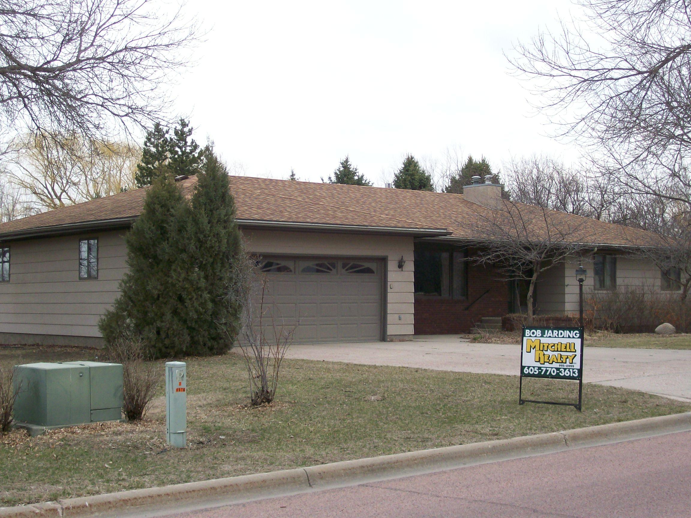 1500 W Hanson Ave