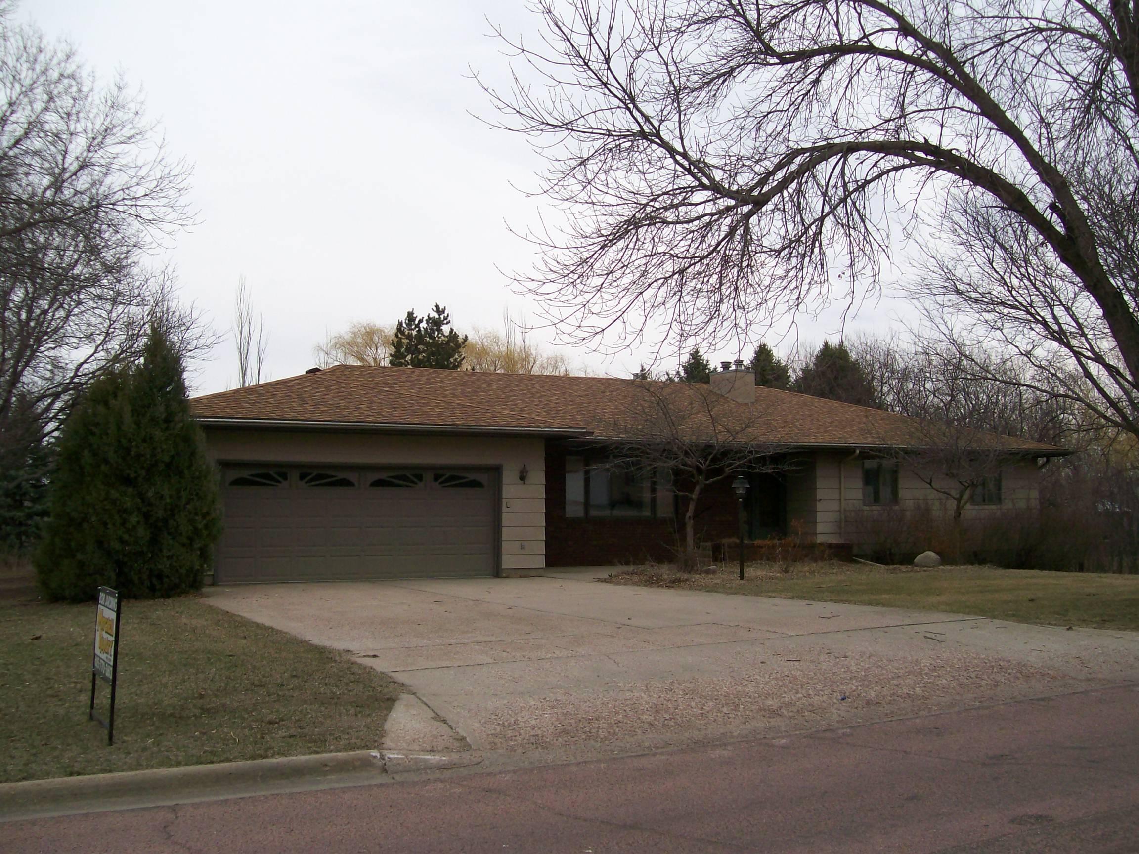 1500 W Hanson Ave