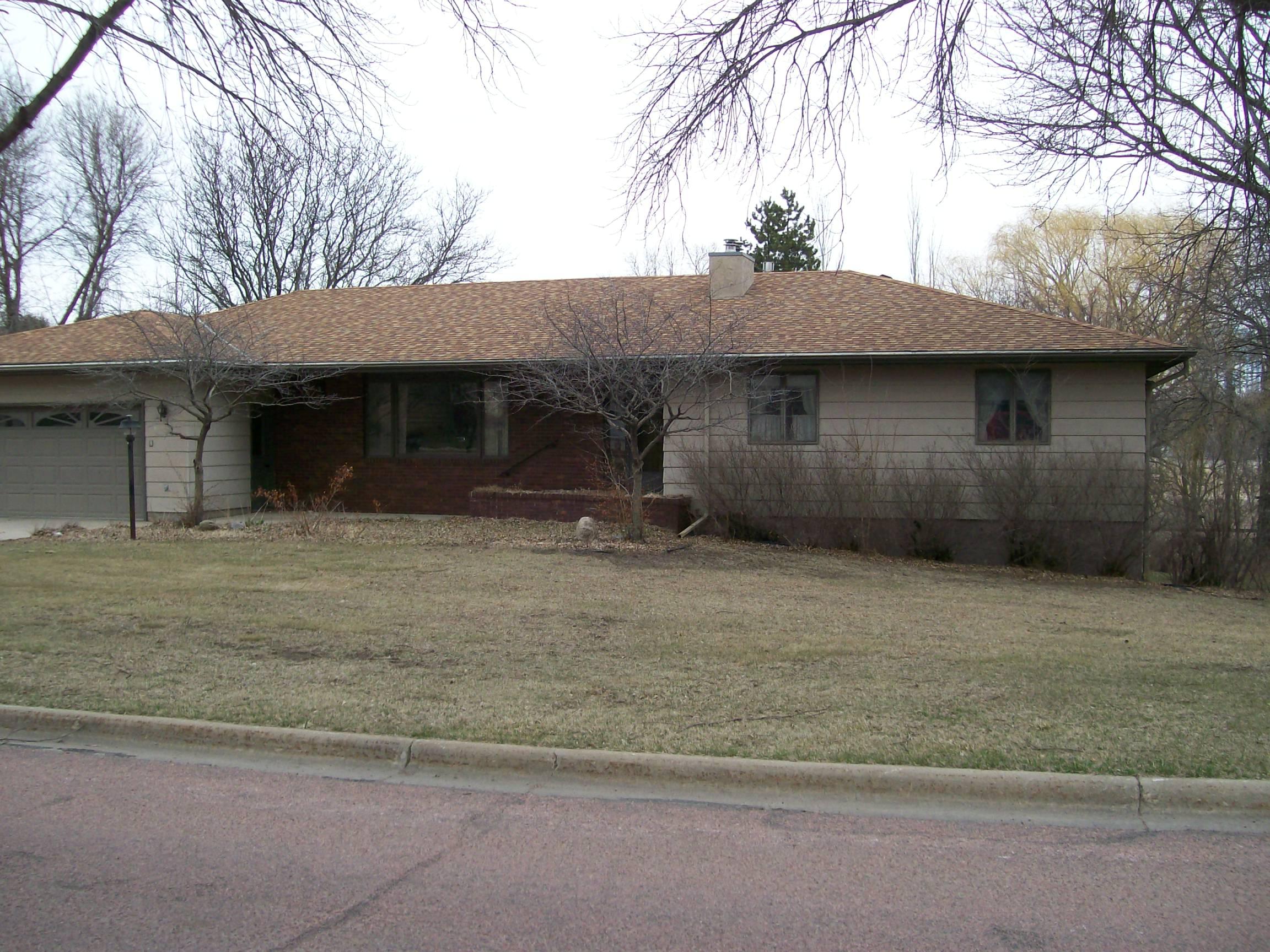 1500 W Hanson Ave