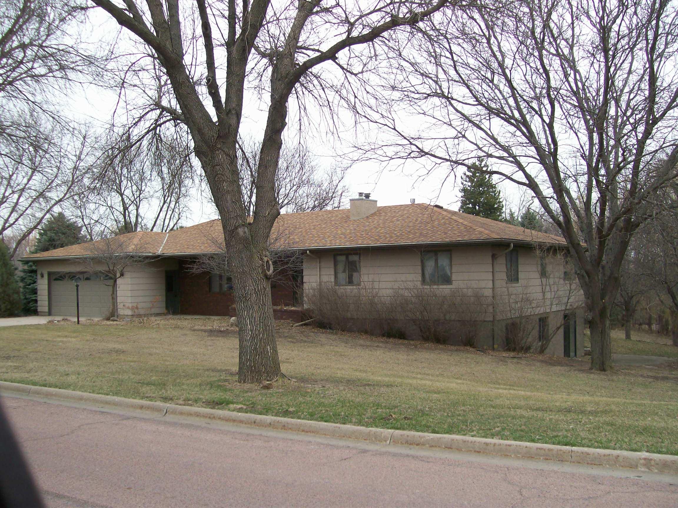 1500 W Hanson Ave