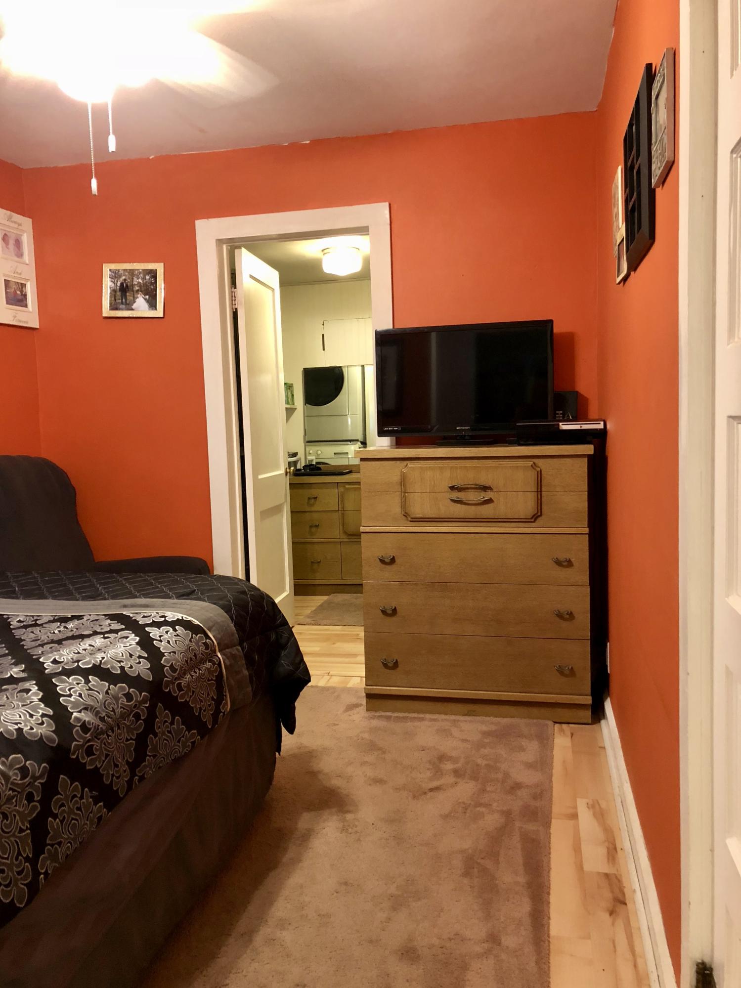 221 W 12th Ave
