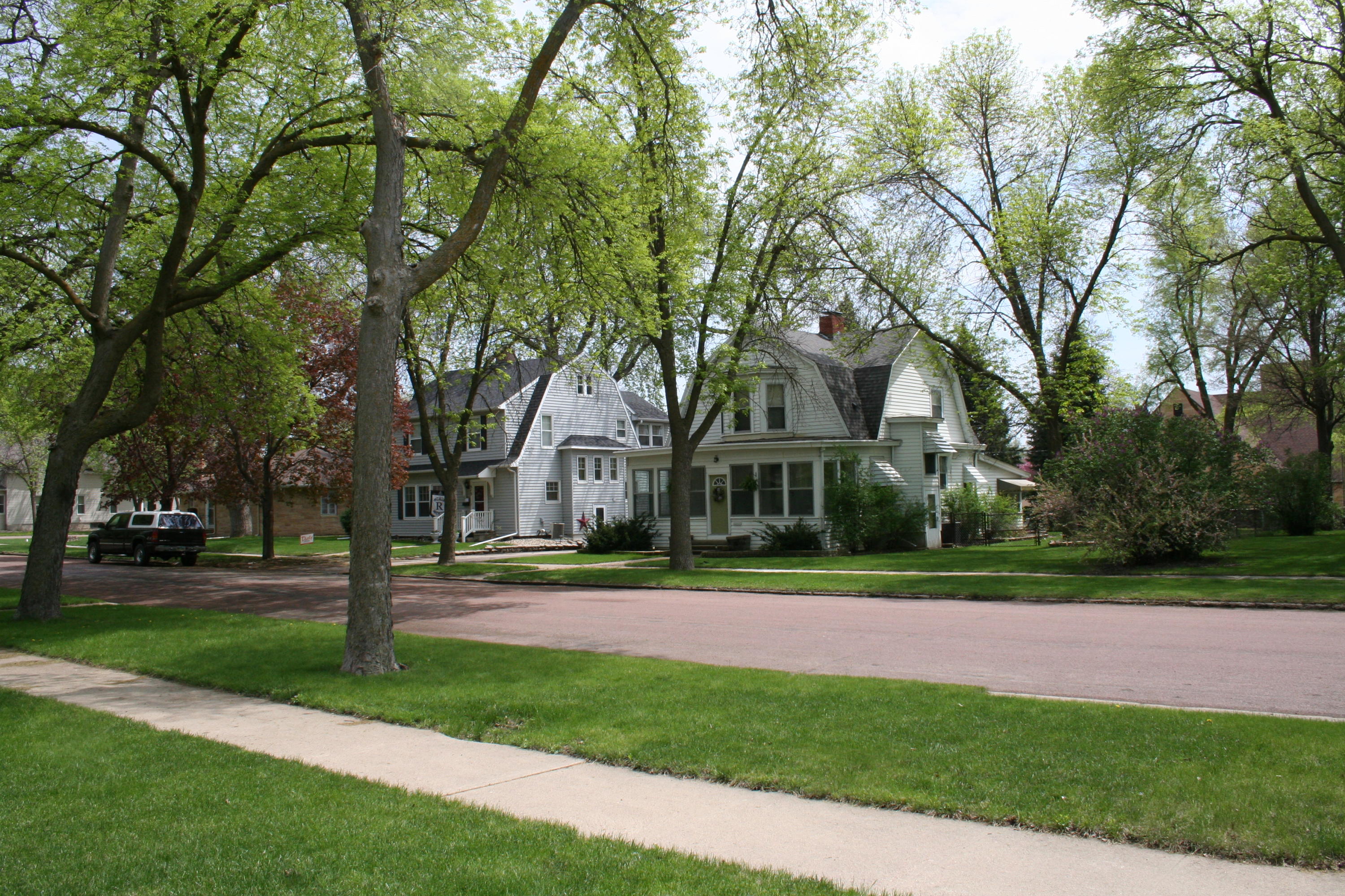 504 E 6th Ave