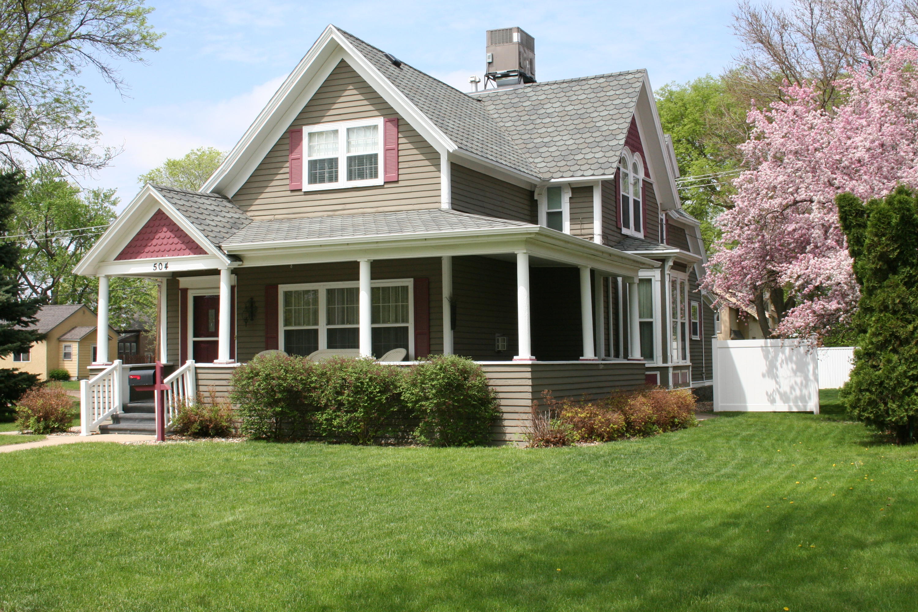 504 E 6th Ave
