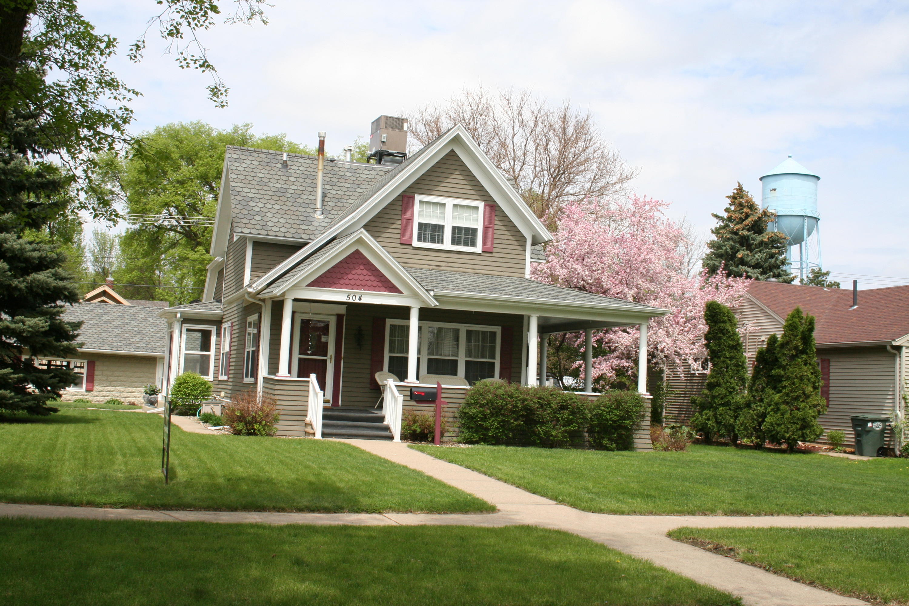 504 E 6th Ave