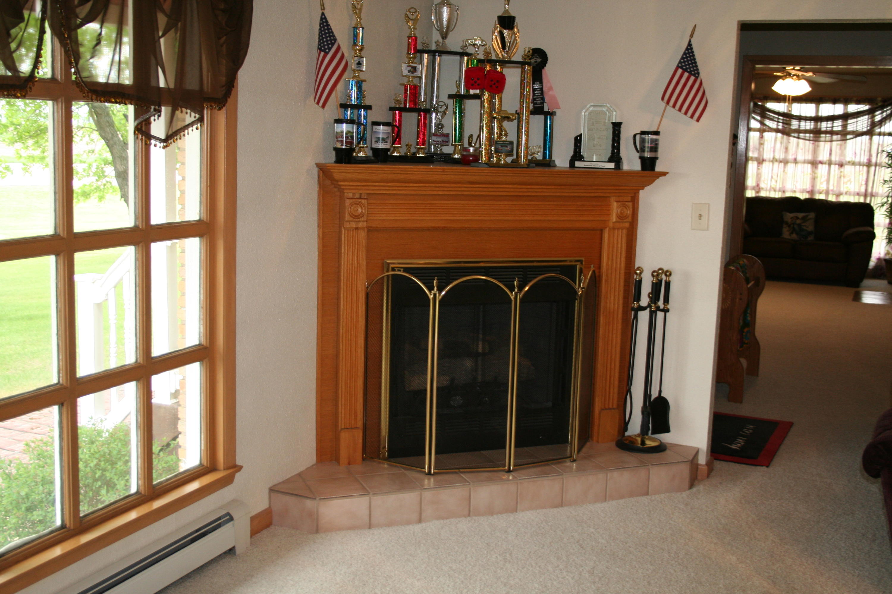 709 W Glynn Dr