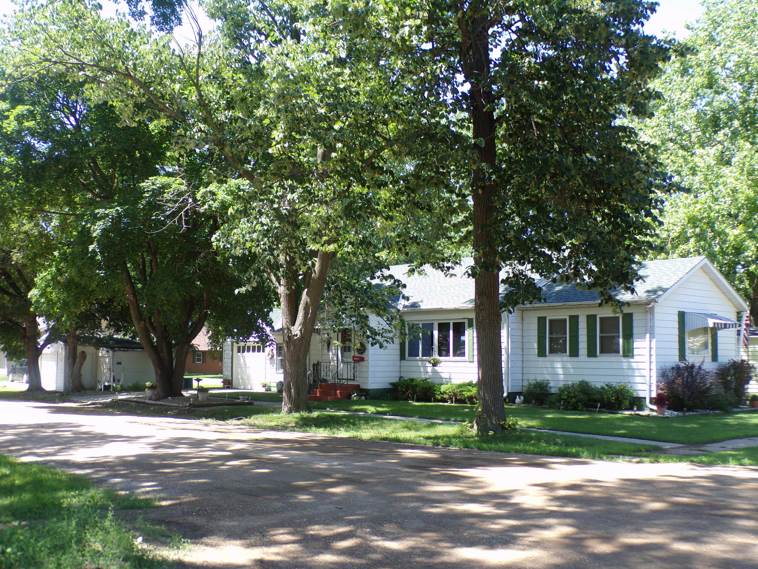 440 4th Ave