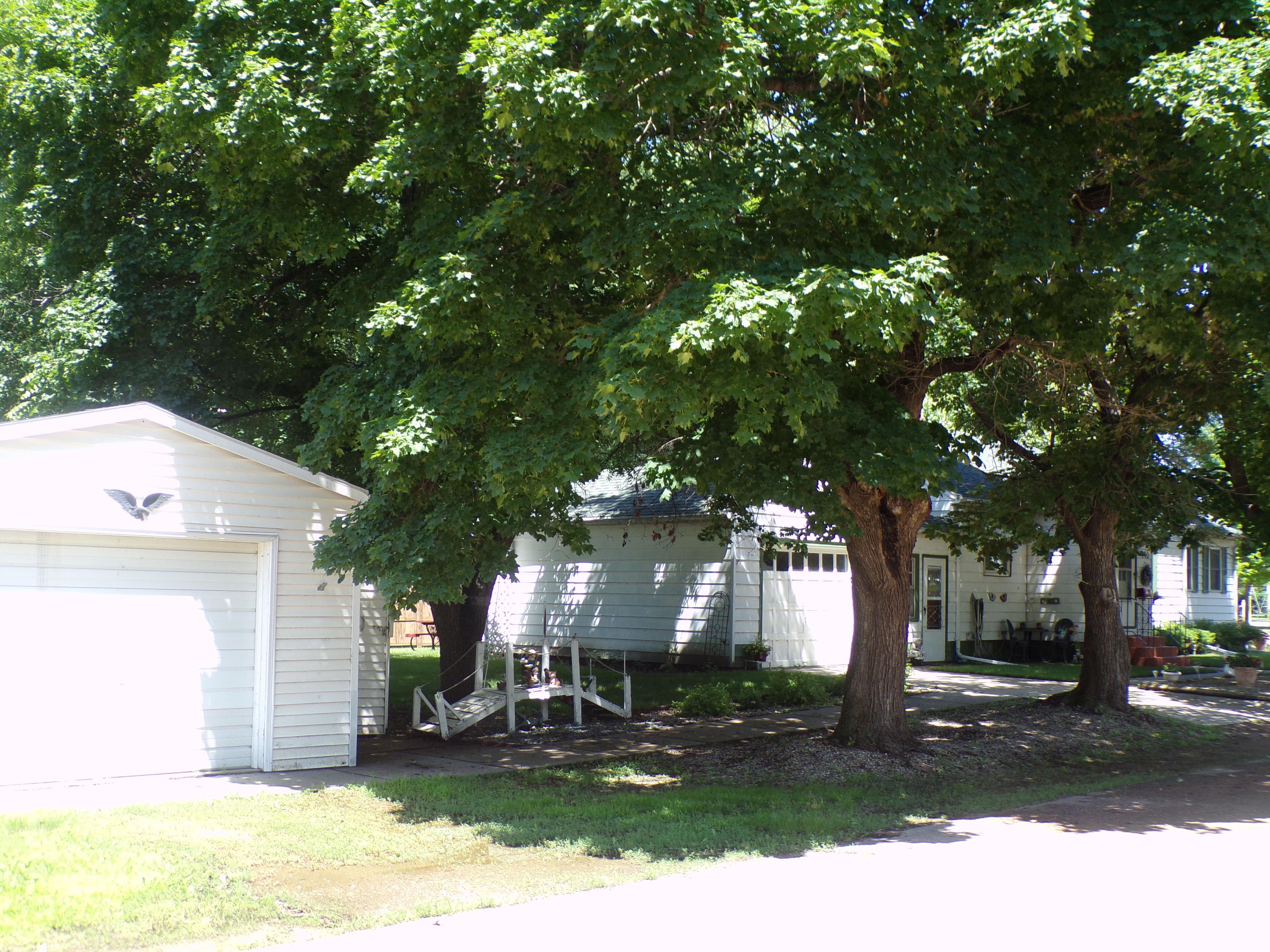 440 4th Ave