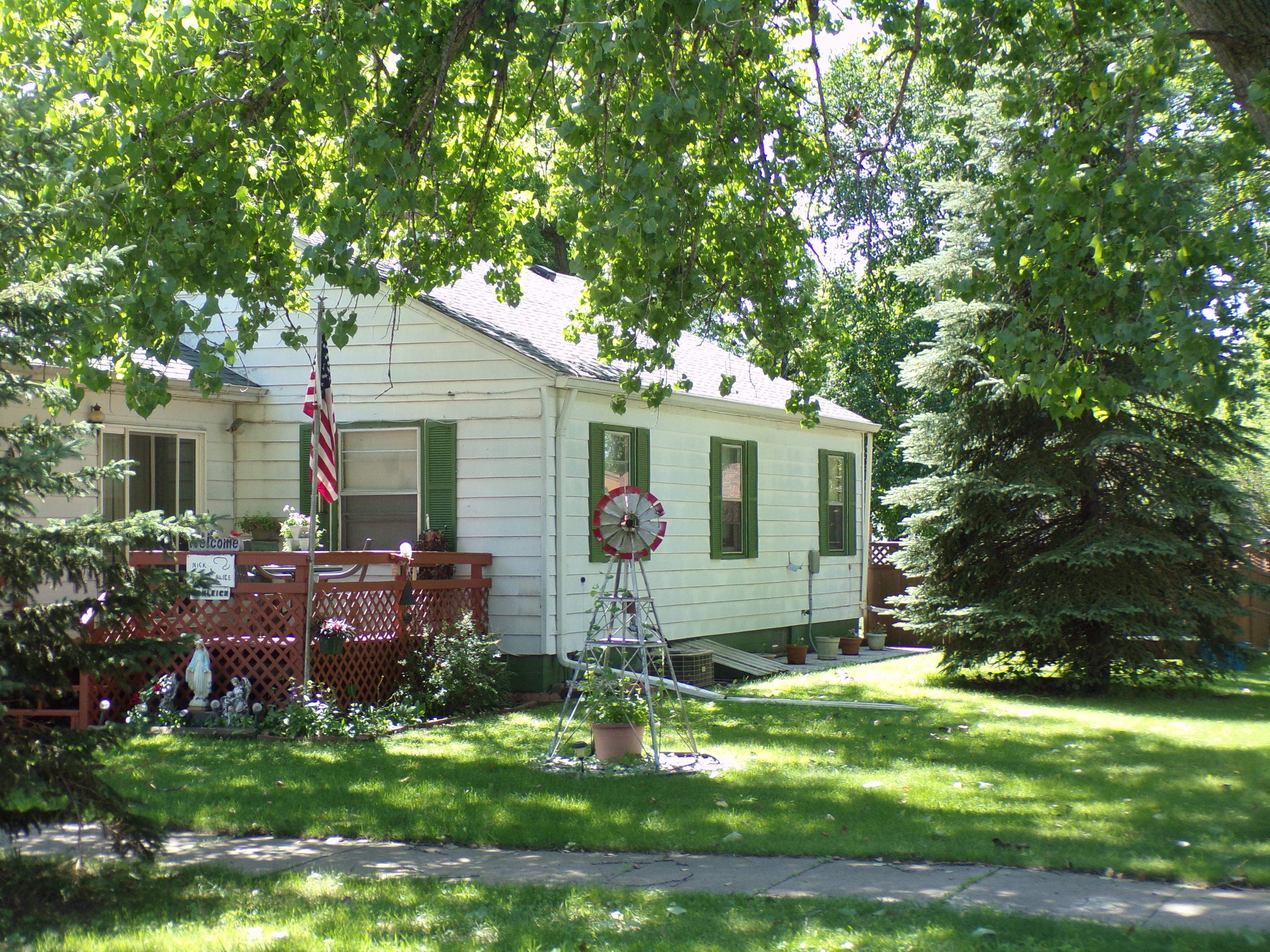 440 4th Ave