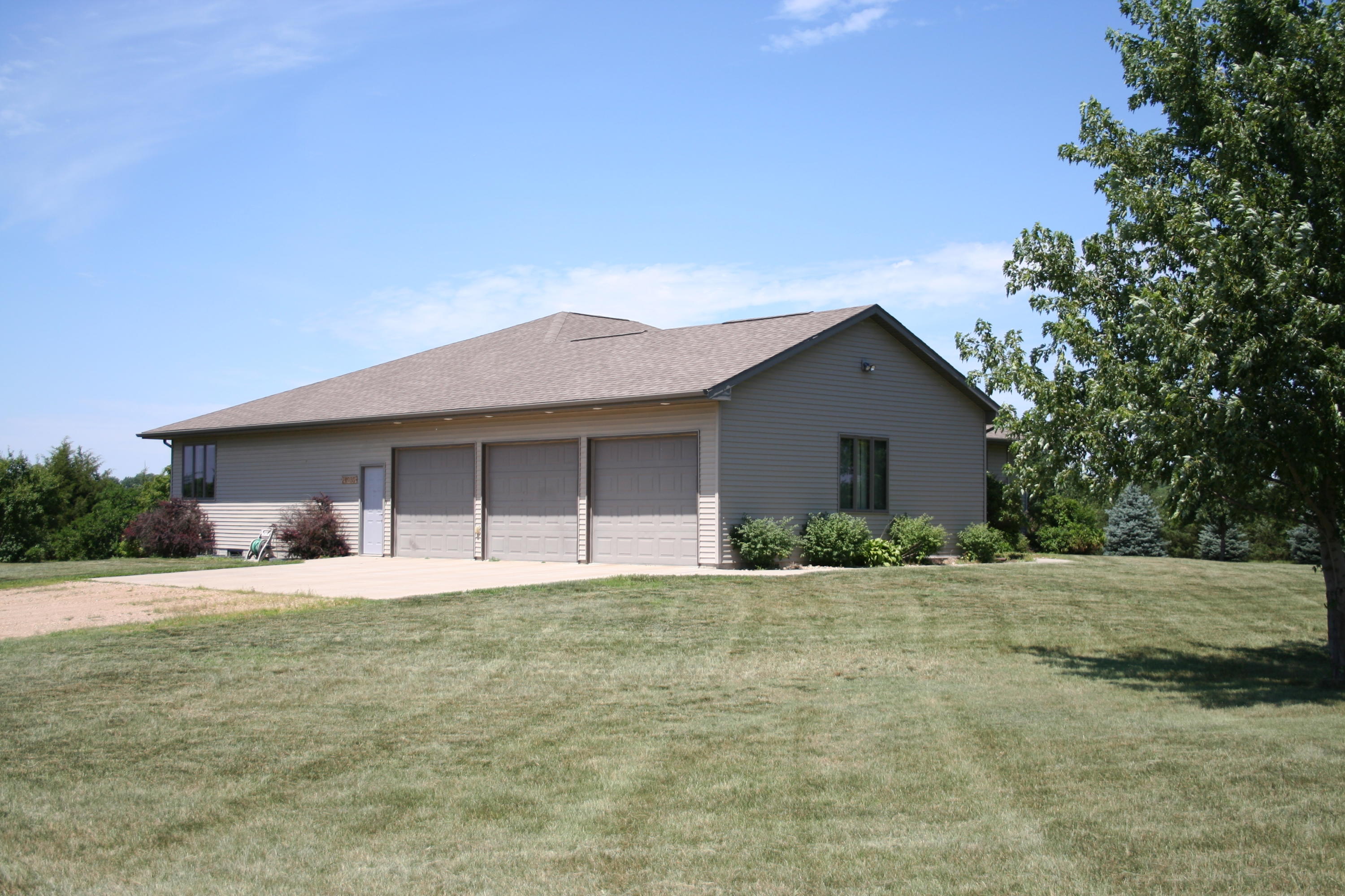 24939 407th Ave