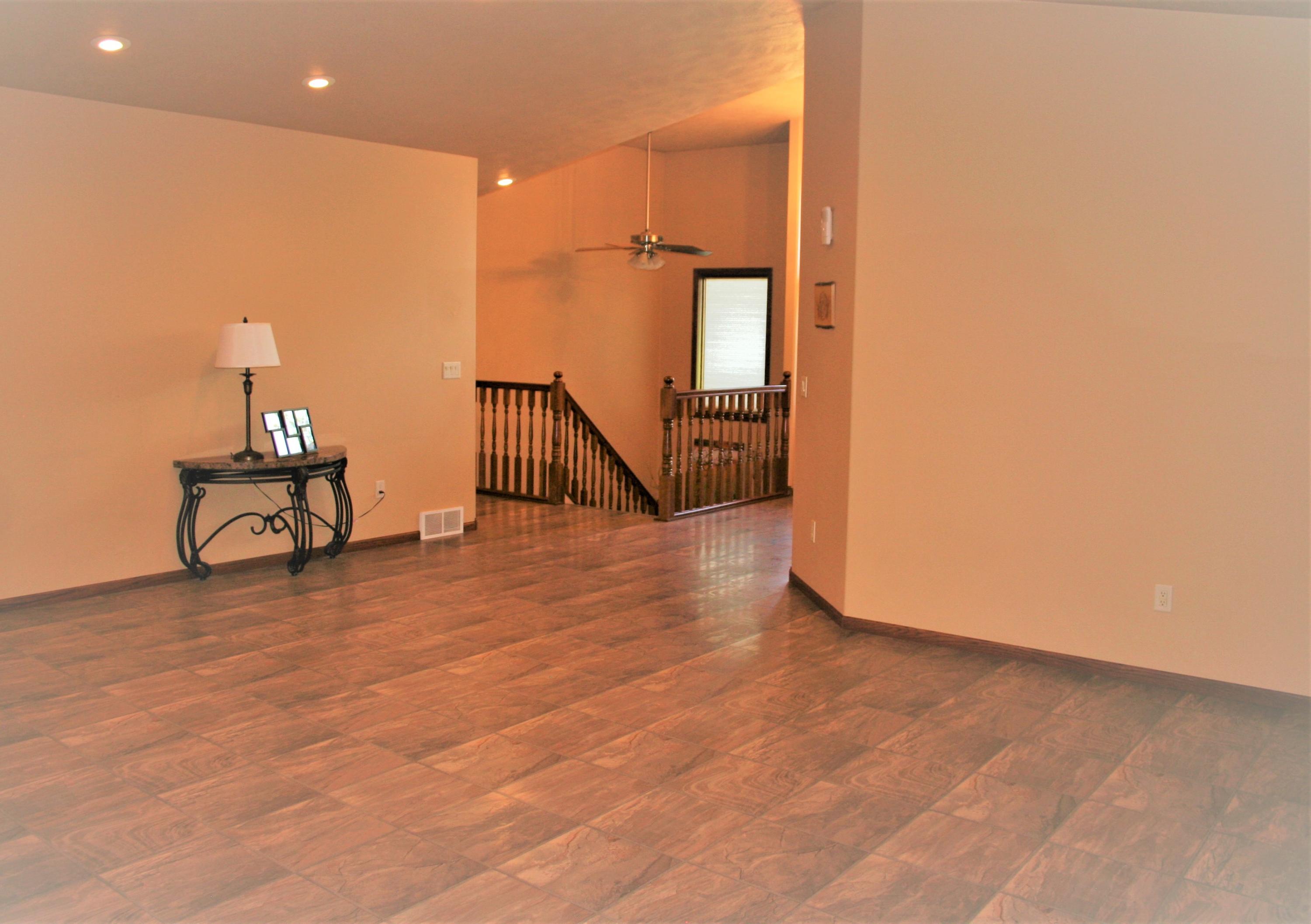 24939 407th Ave