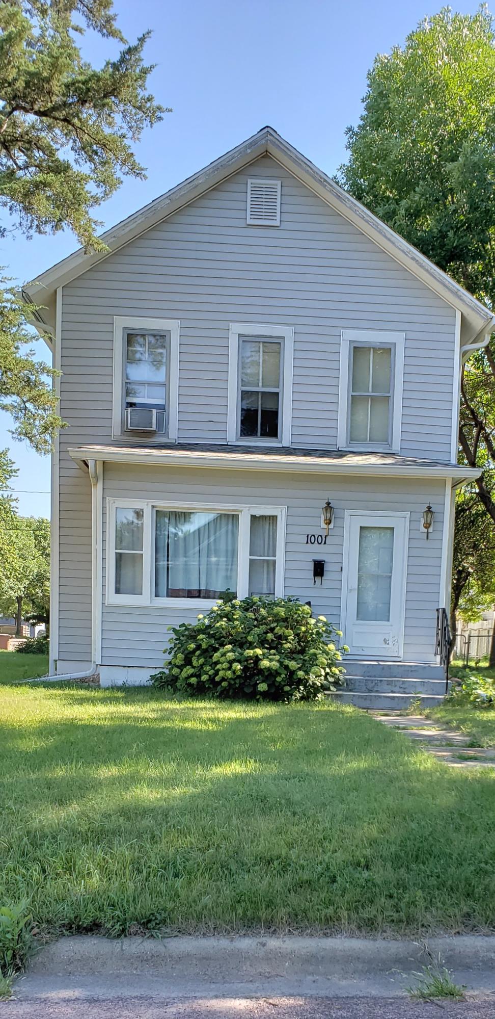 1001 W 5th